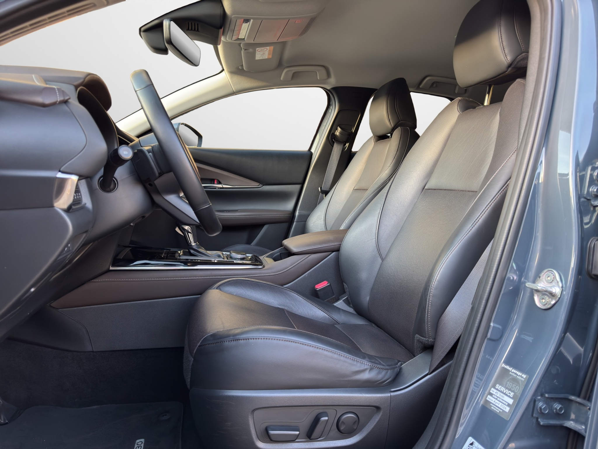 listing desktop thumbnail image 4