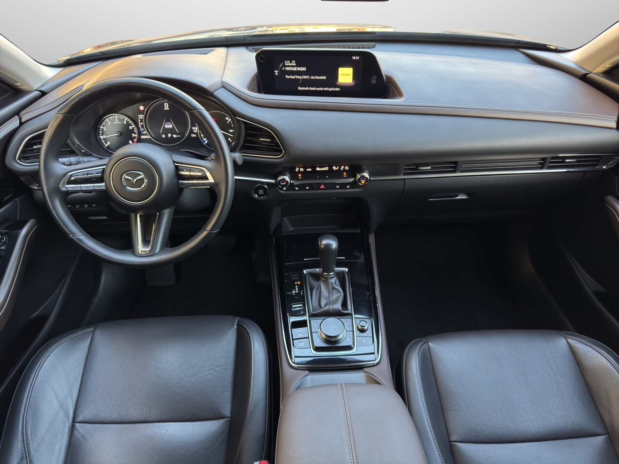 listing desktop thumbnail image 8