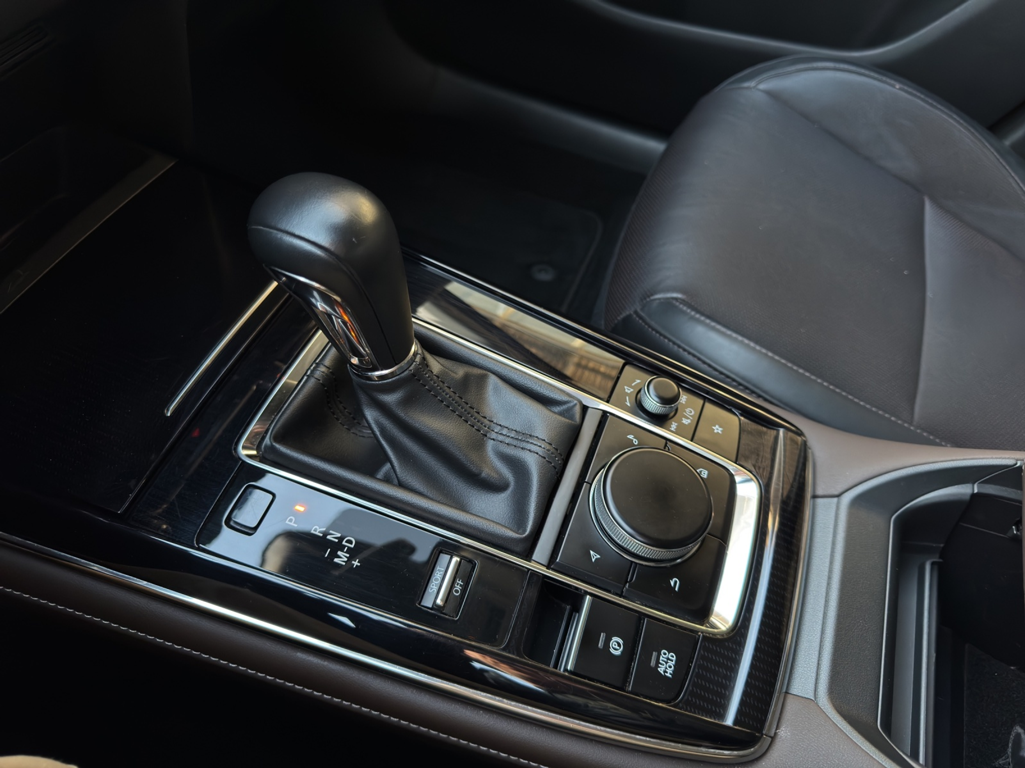 listing desktop thumbnail image 12