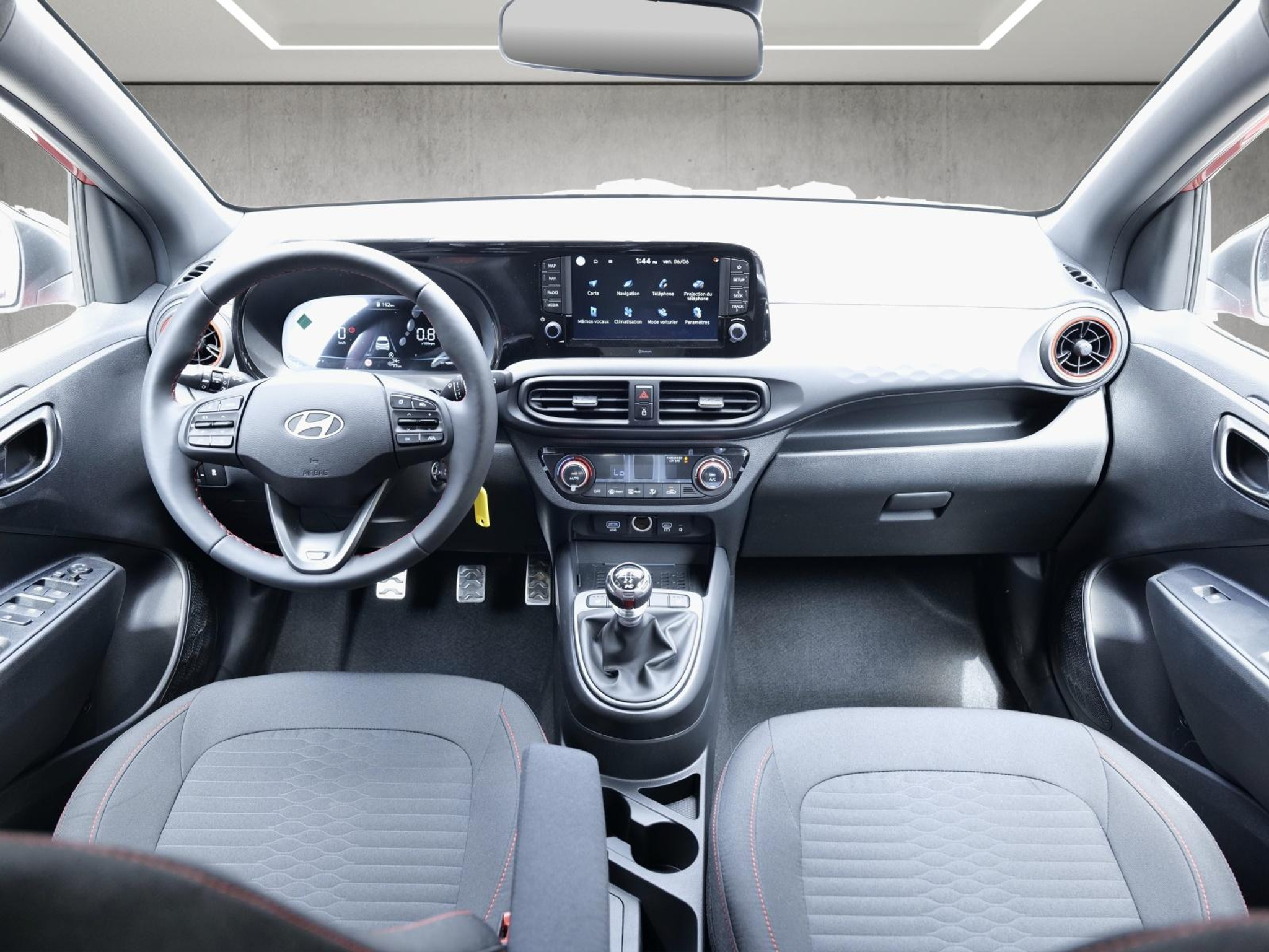 listing desktop thumbnail image 11