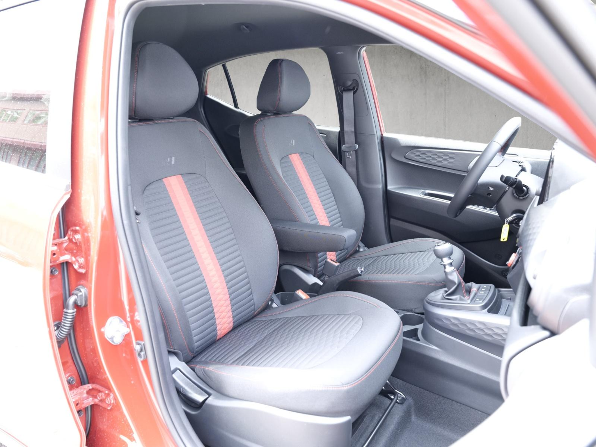 listing desktop thumbnail image 14