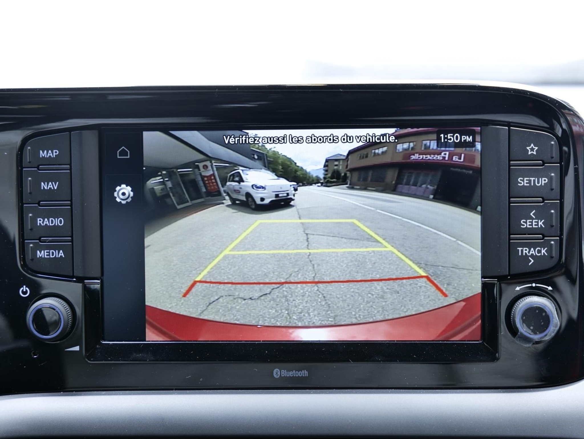 listing desktop thumbnail image 29