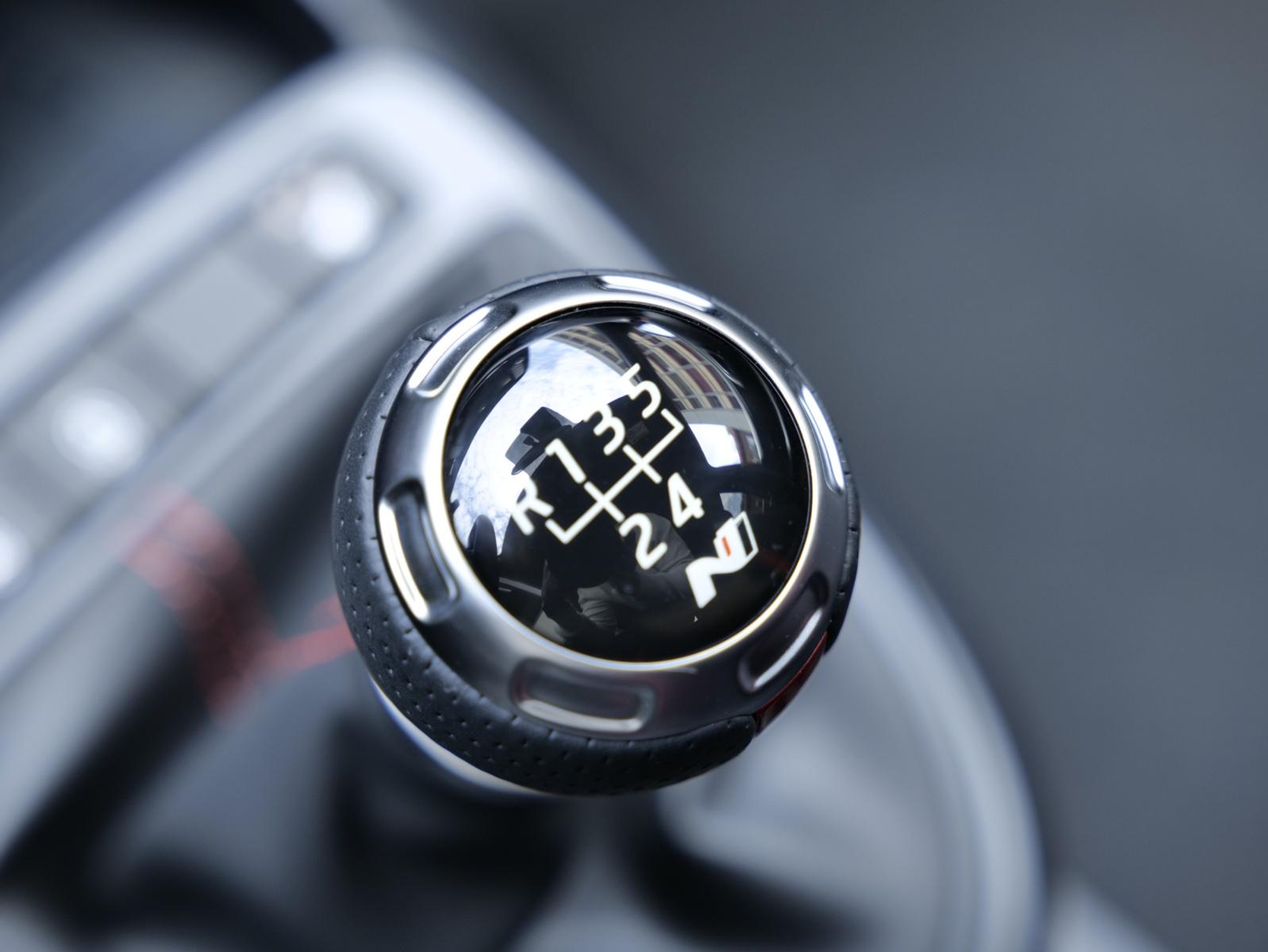 listing desktop thumbnail image 25