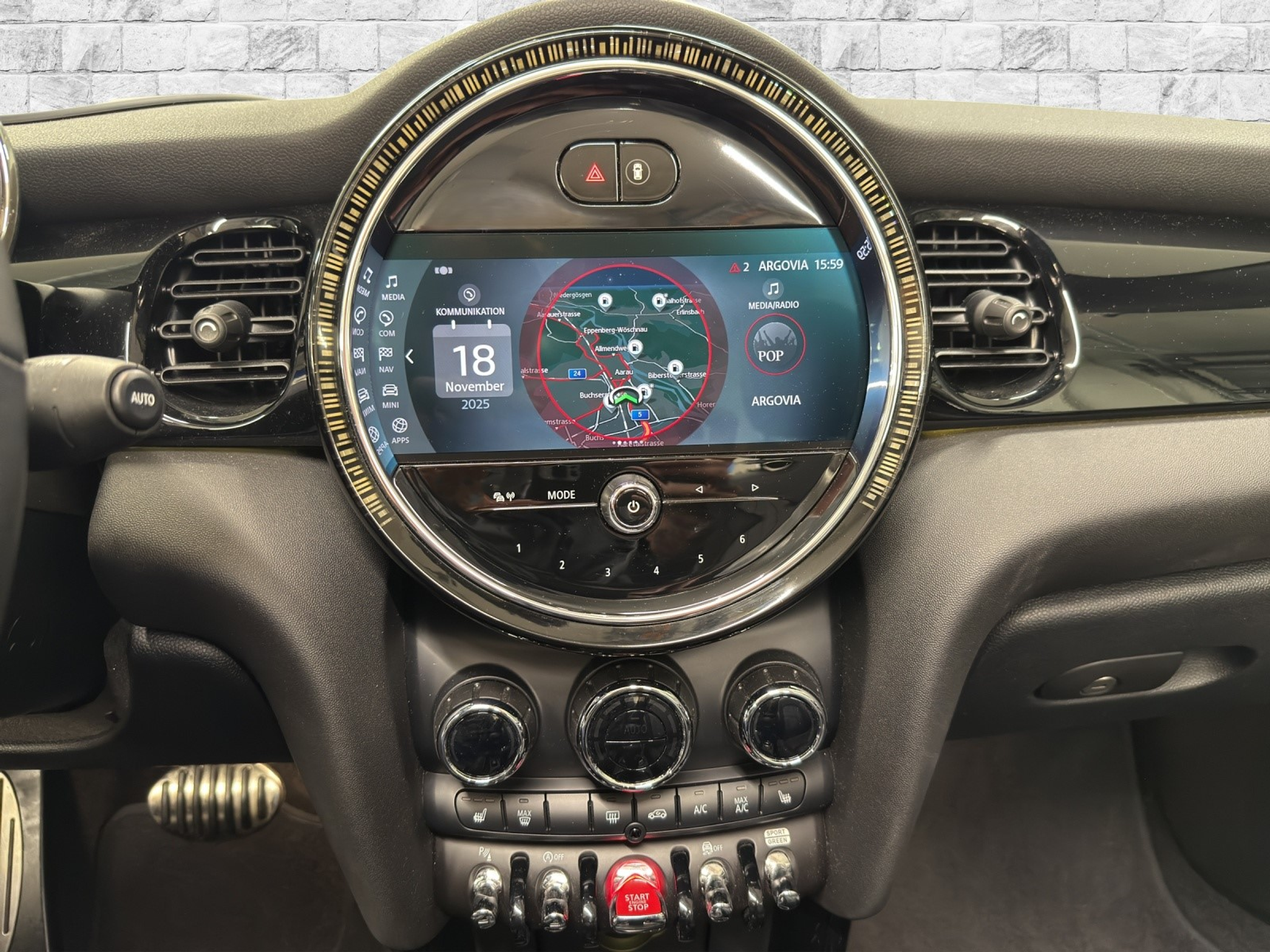 listing desktop thumbnail image 15