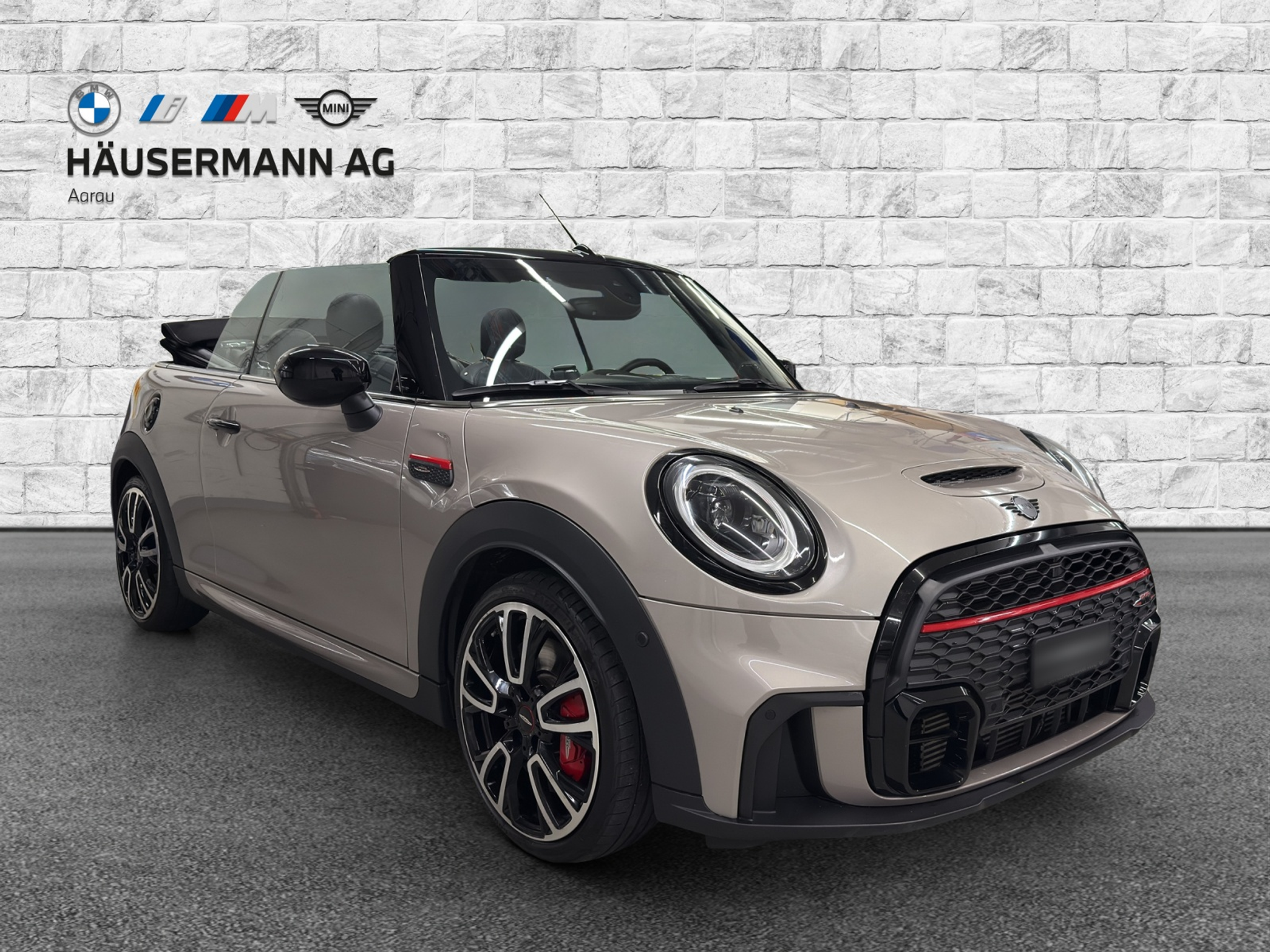 listing desktop thumbnail image 2