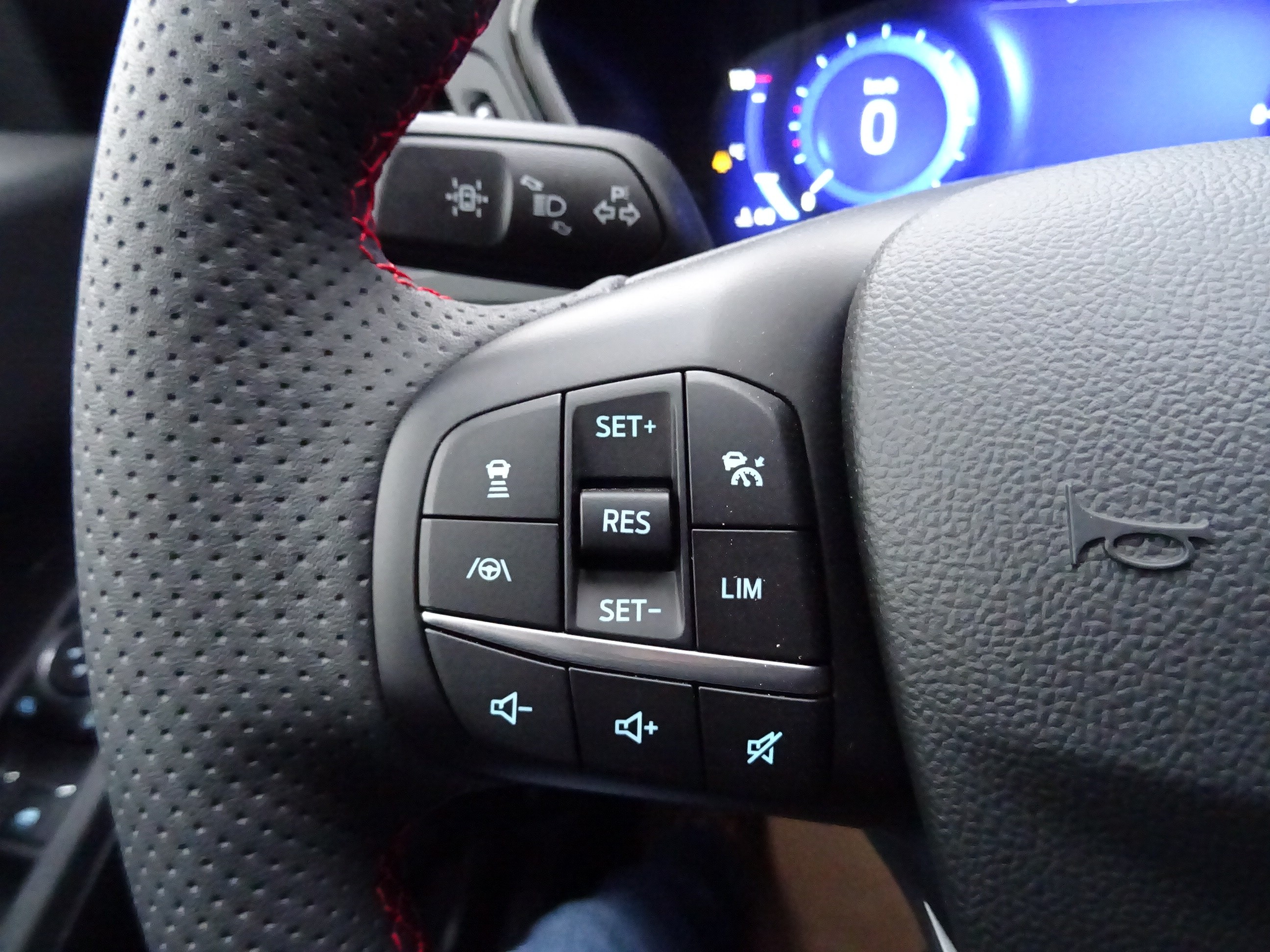 listing desktop thumbnail image 11