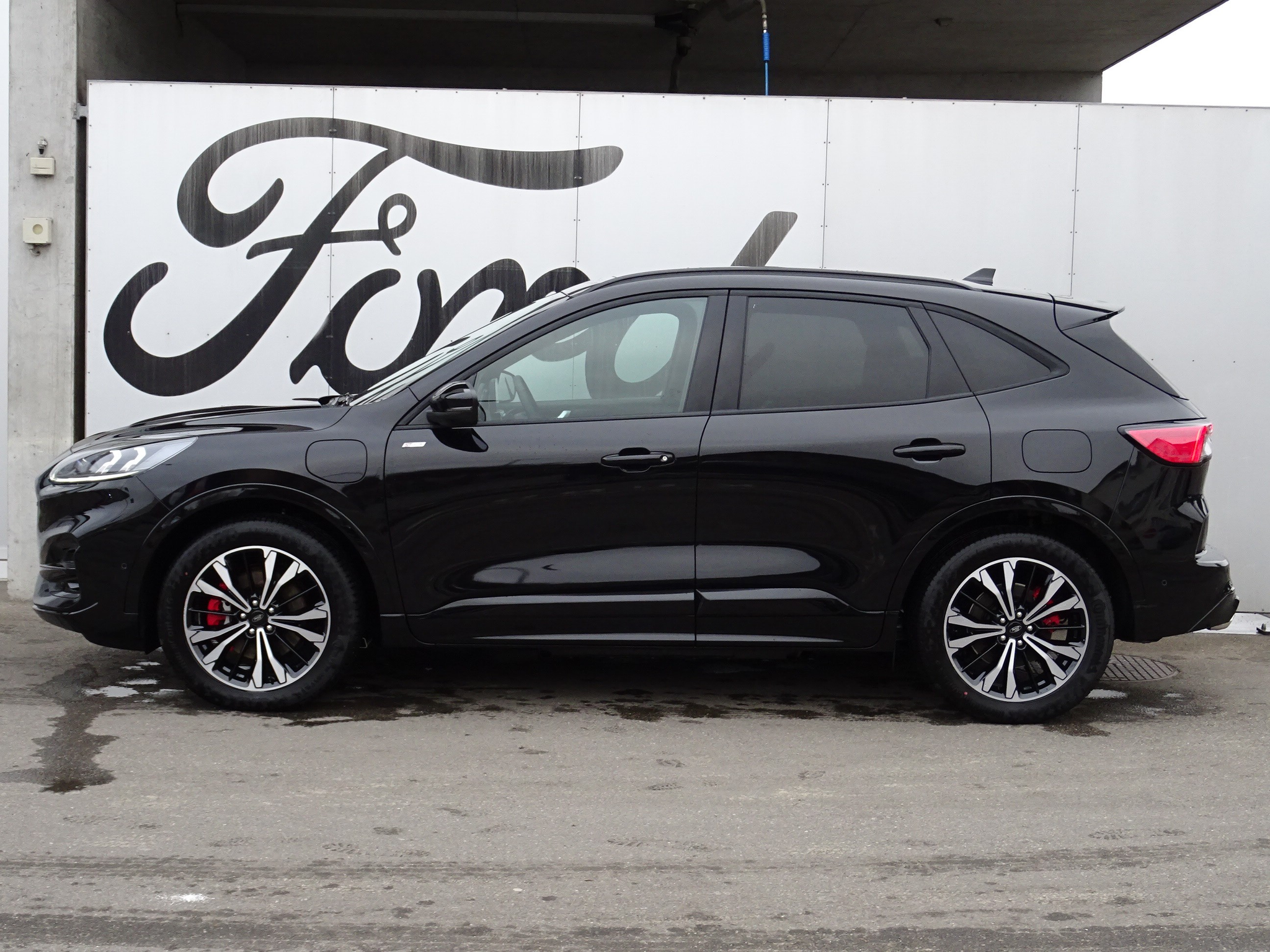 listing desktop thumbnail image 1