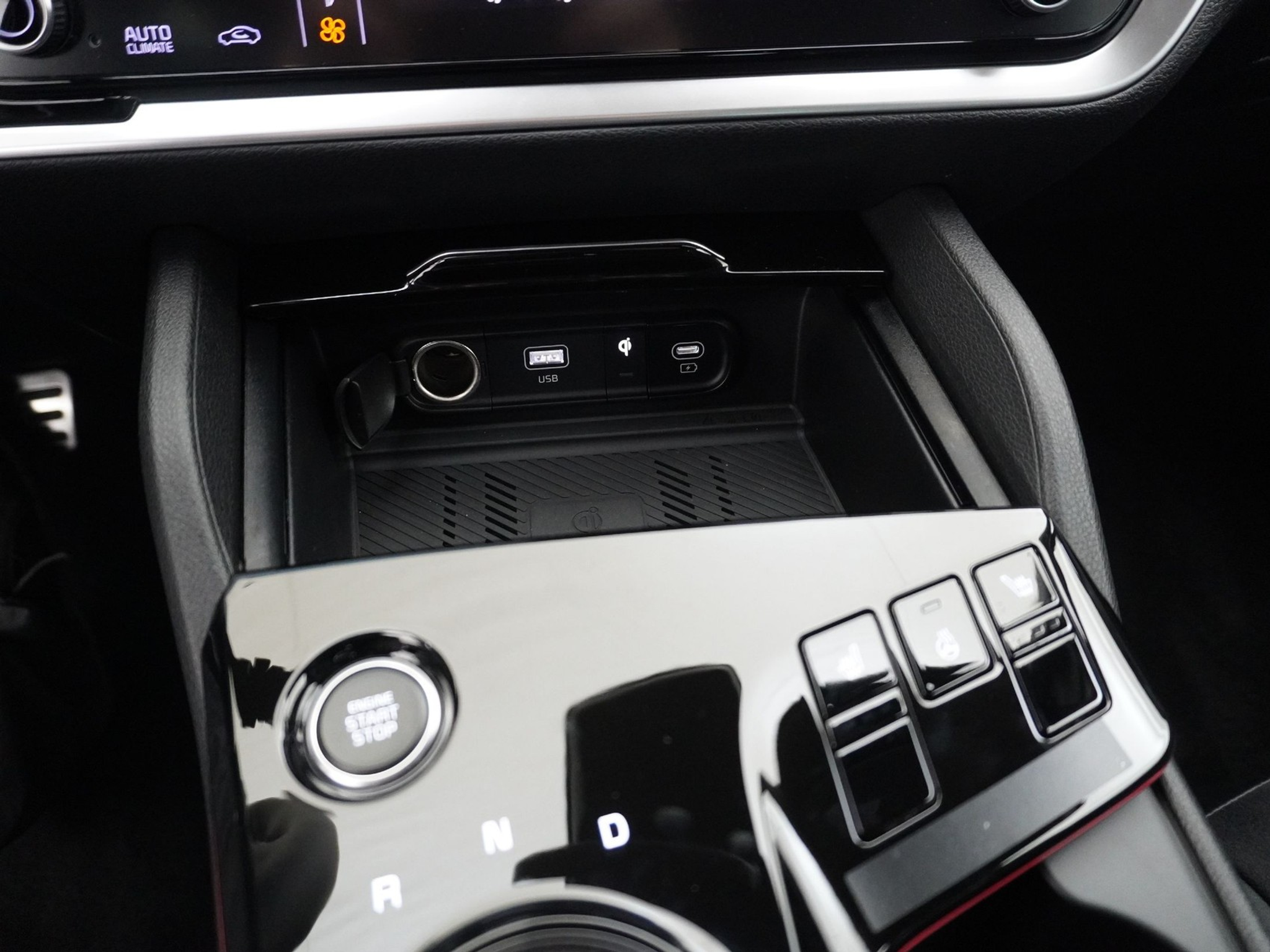 listing desktop thumbnail image 18