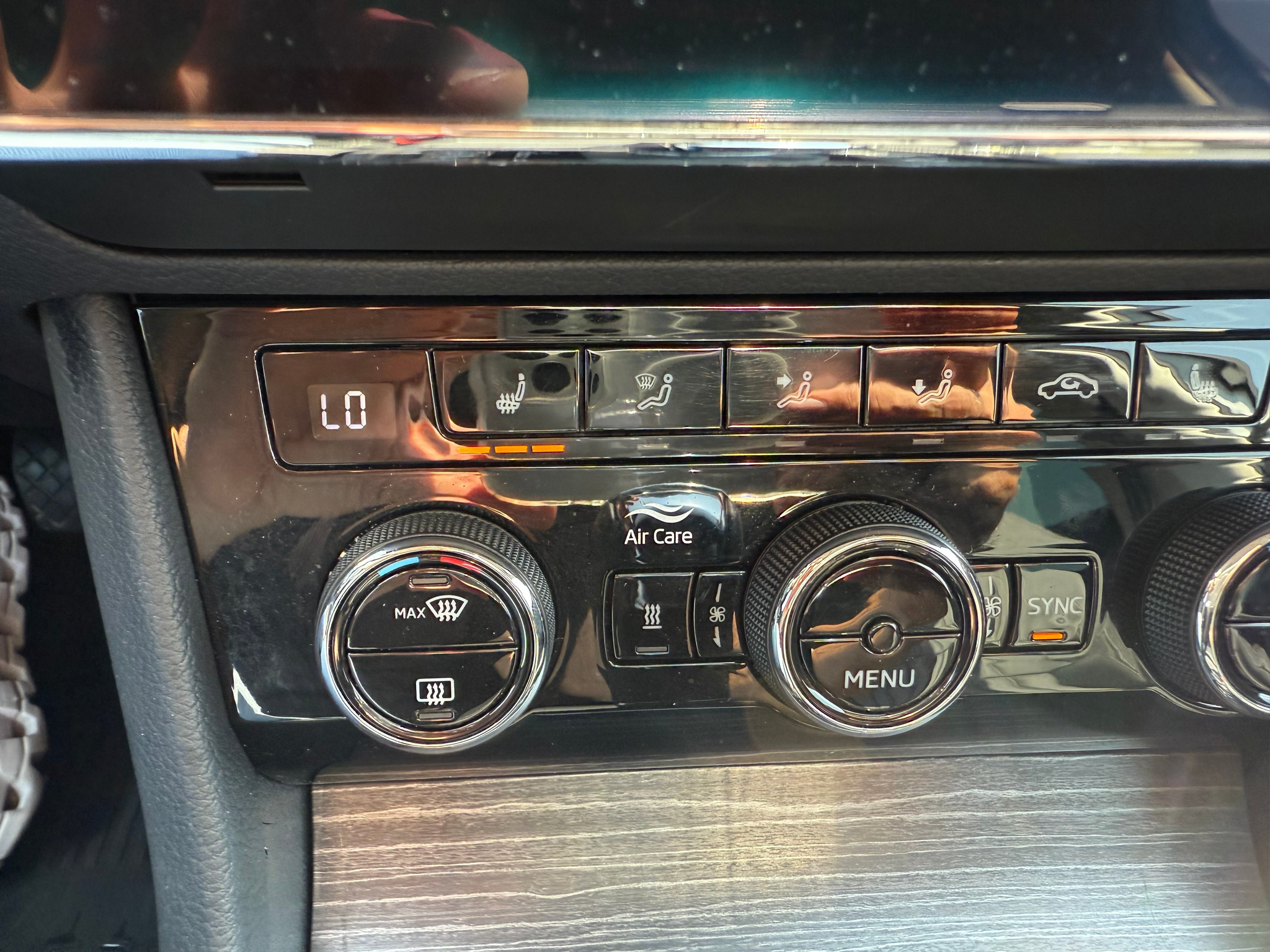 listing desktop thumbnail image 18