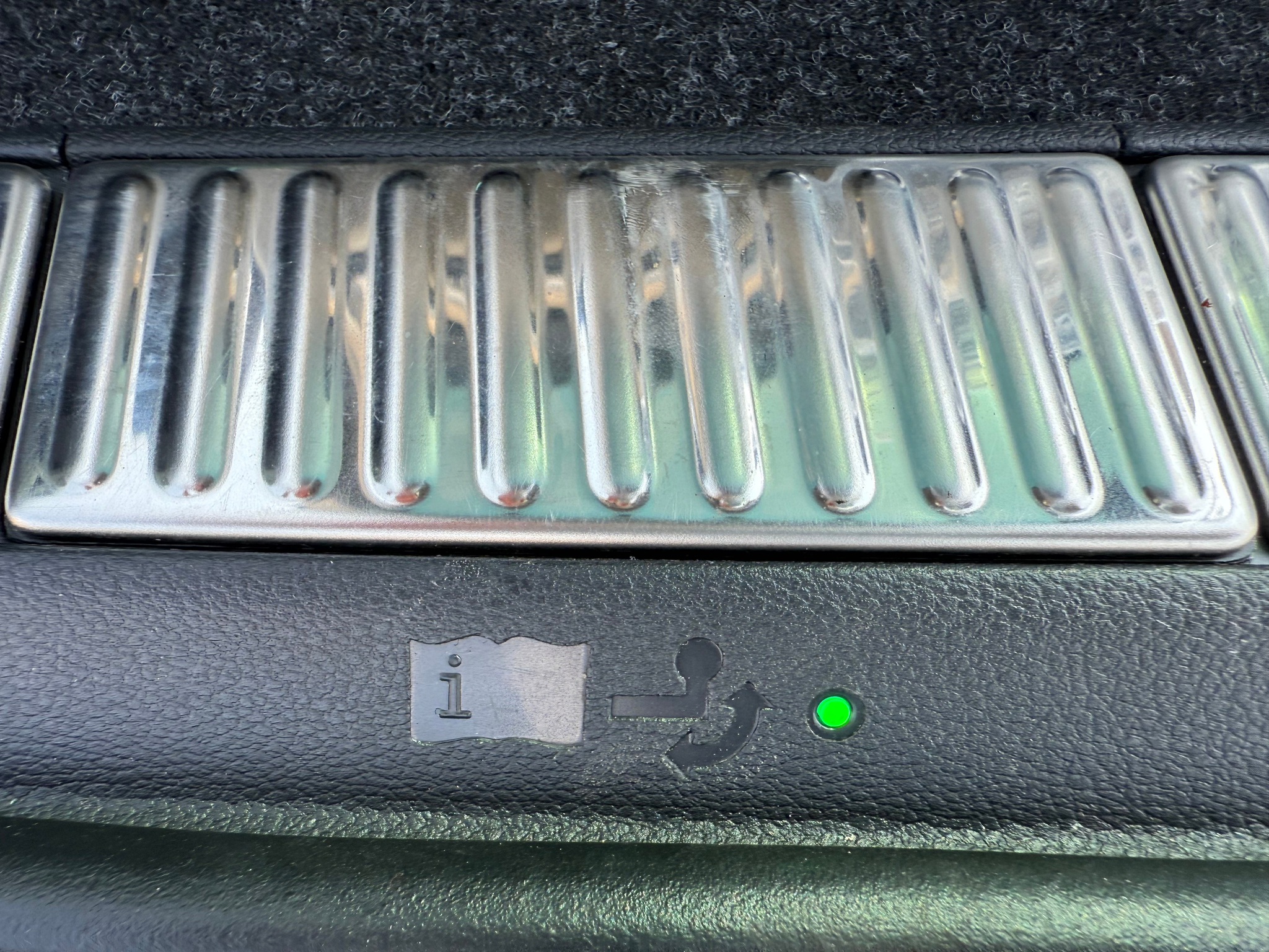 listing desktop thumbnail image 30