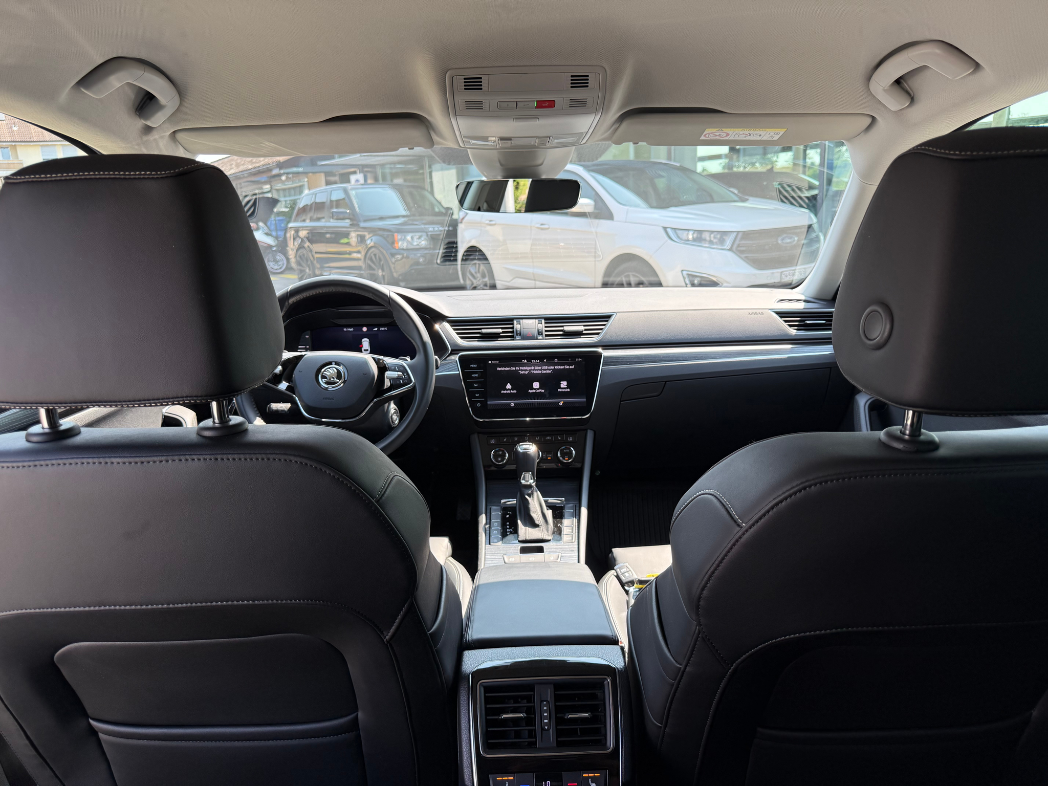 listing desktop thumbnail image 28