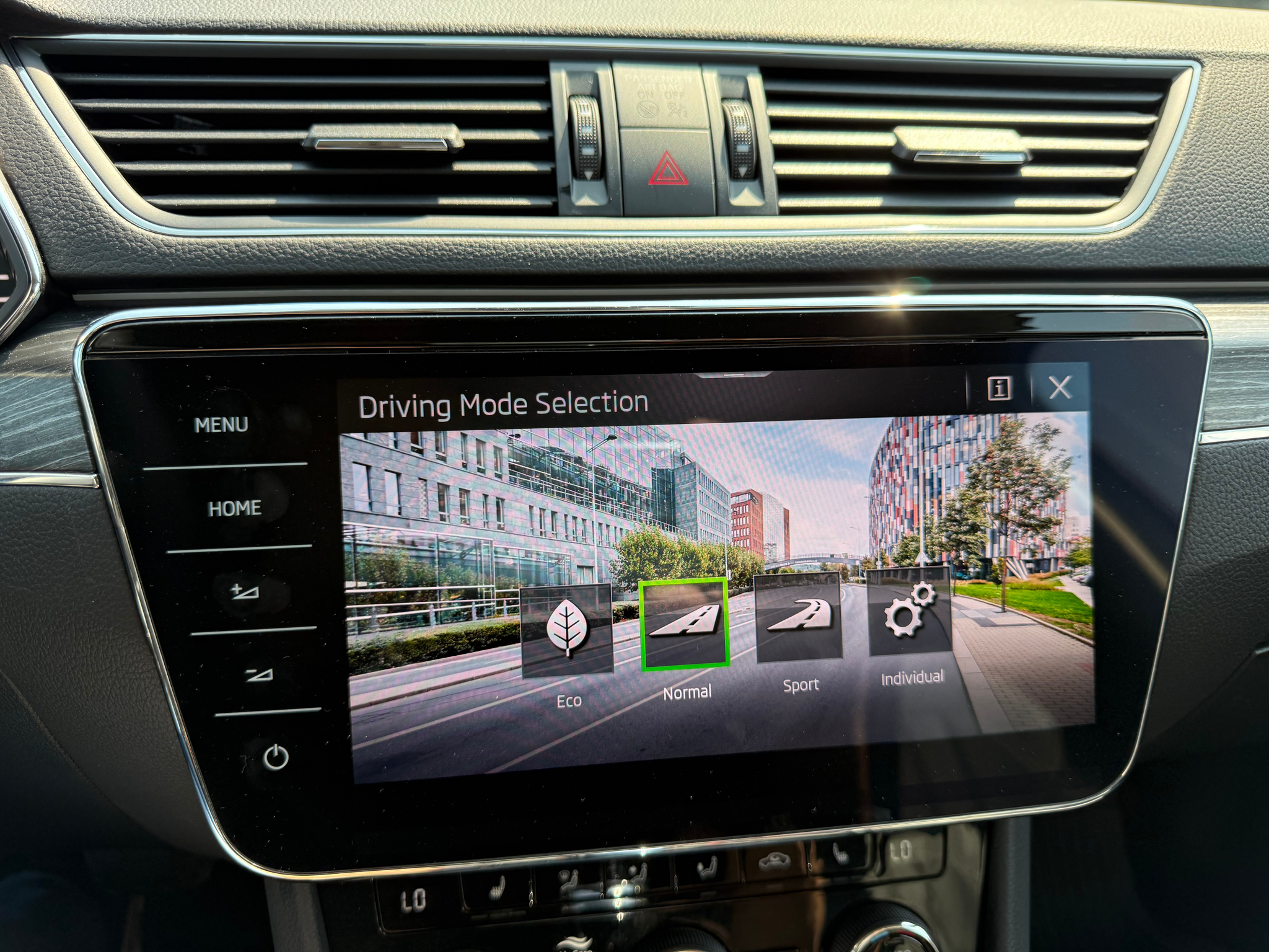 listing desktop thumbnail image 25