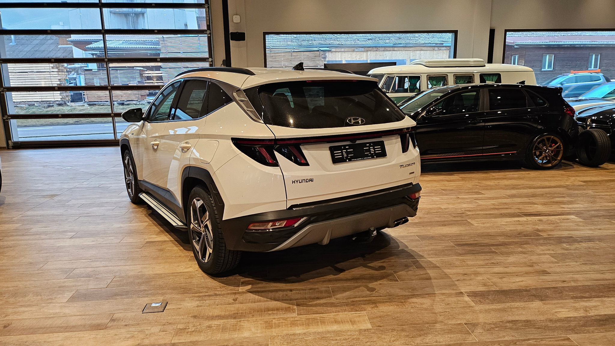 listing desktop thumbnail image 12