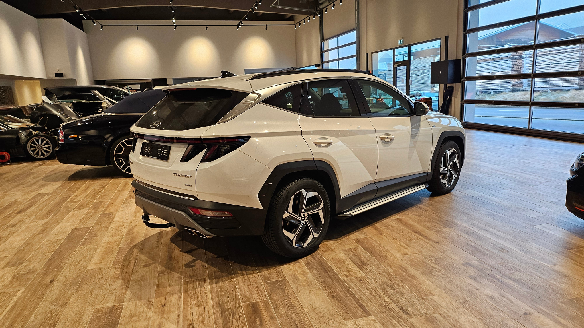 listing desktop thumbnail image 8