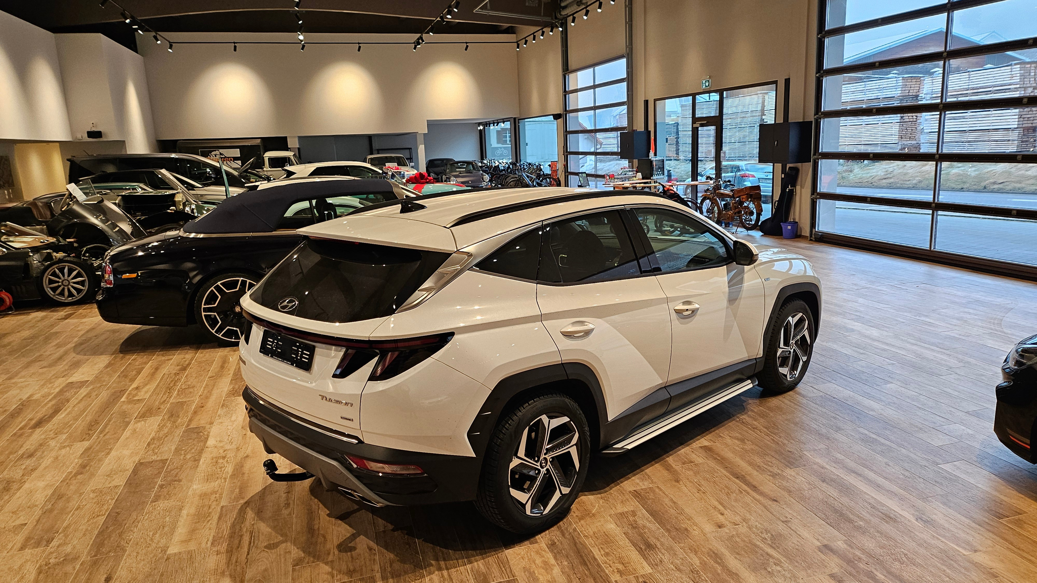 listing desktop thumbnail image 9