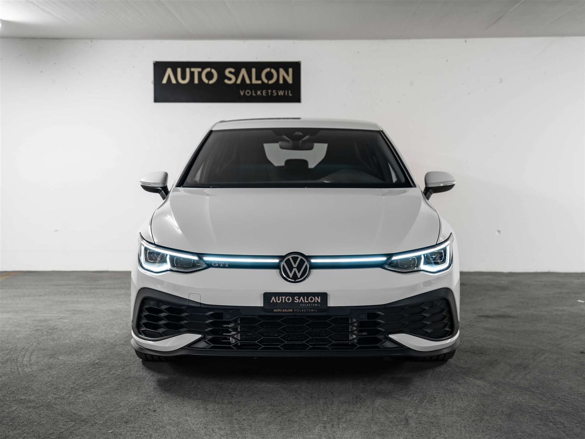 listing desktop thumbnail image 7