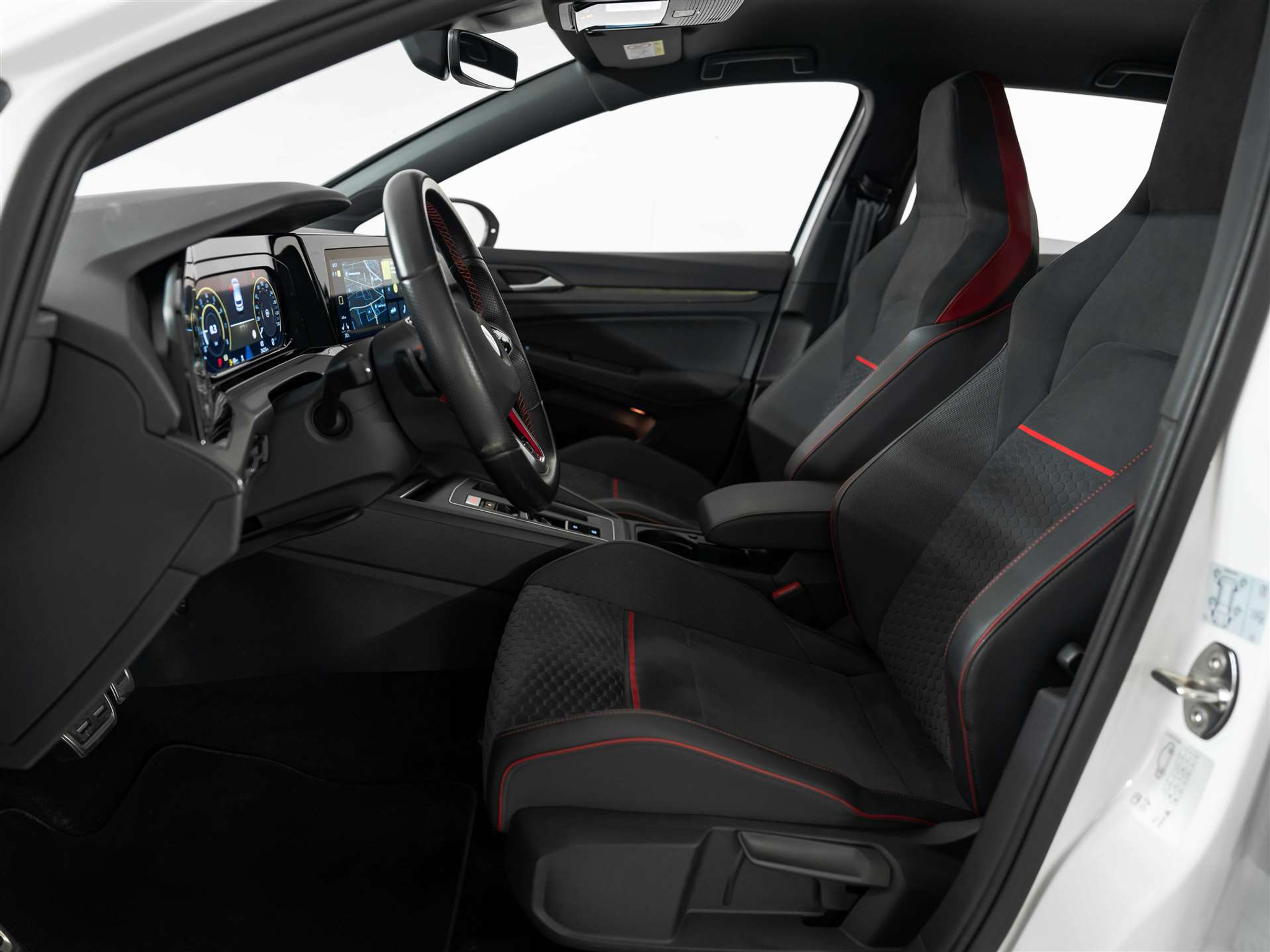 listing desktop thumbnail image 10