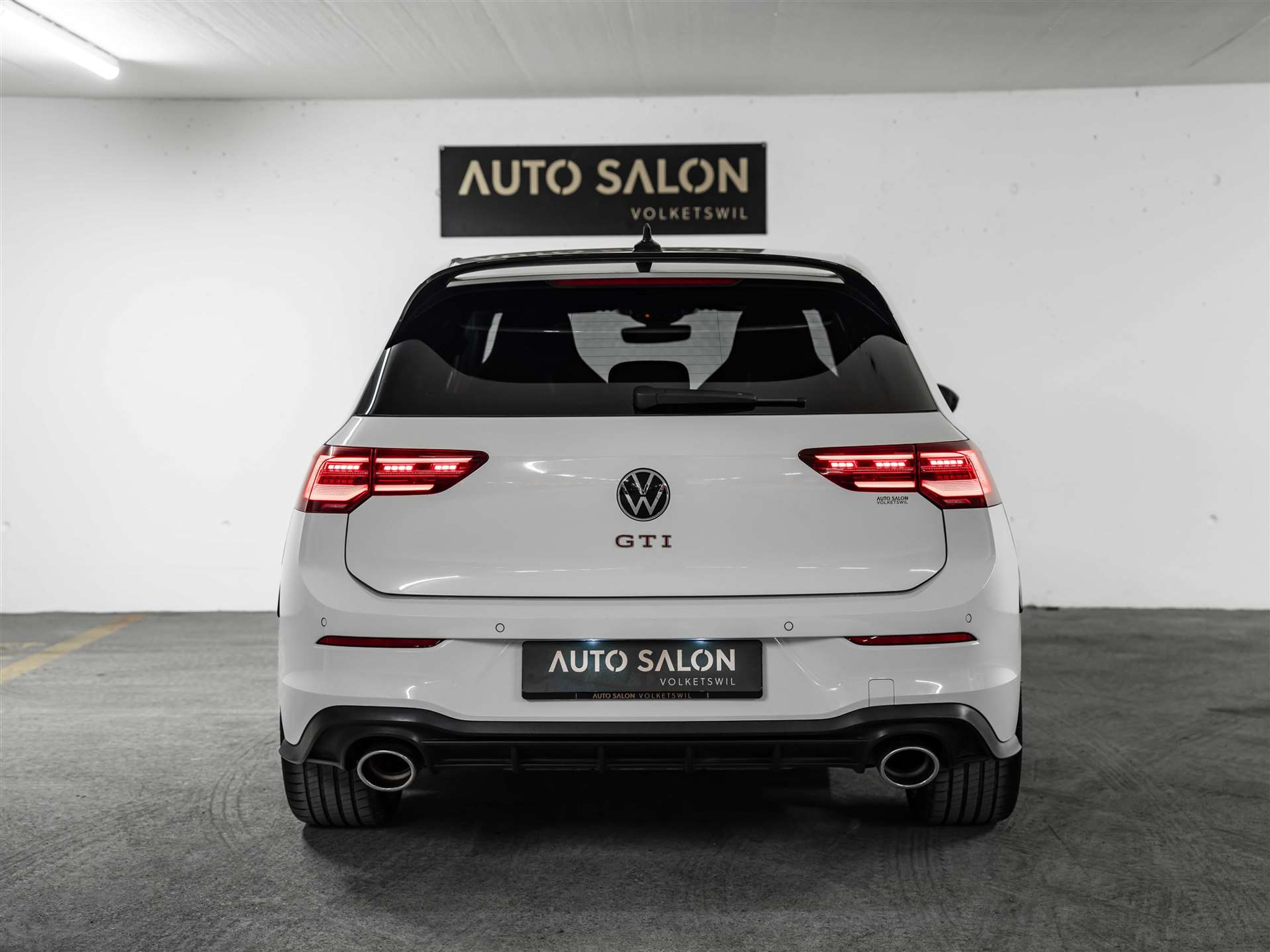 listing desktop thumbnail image 4