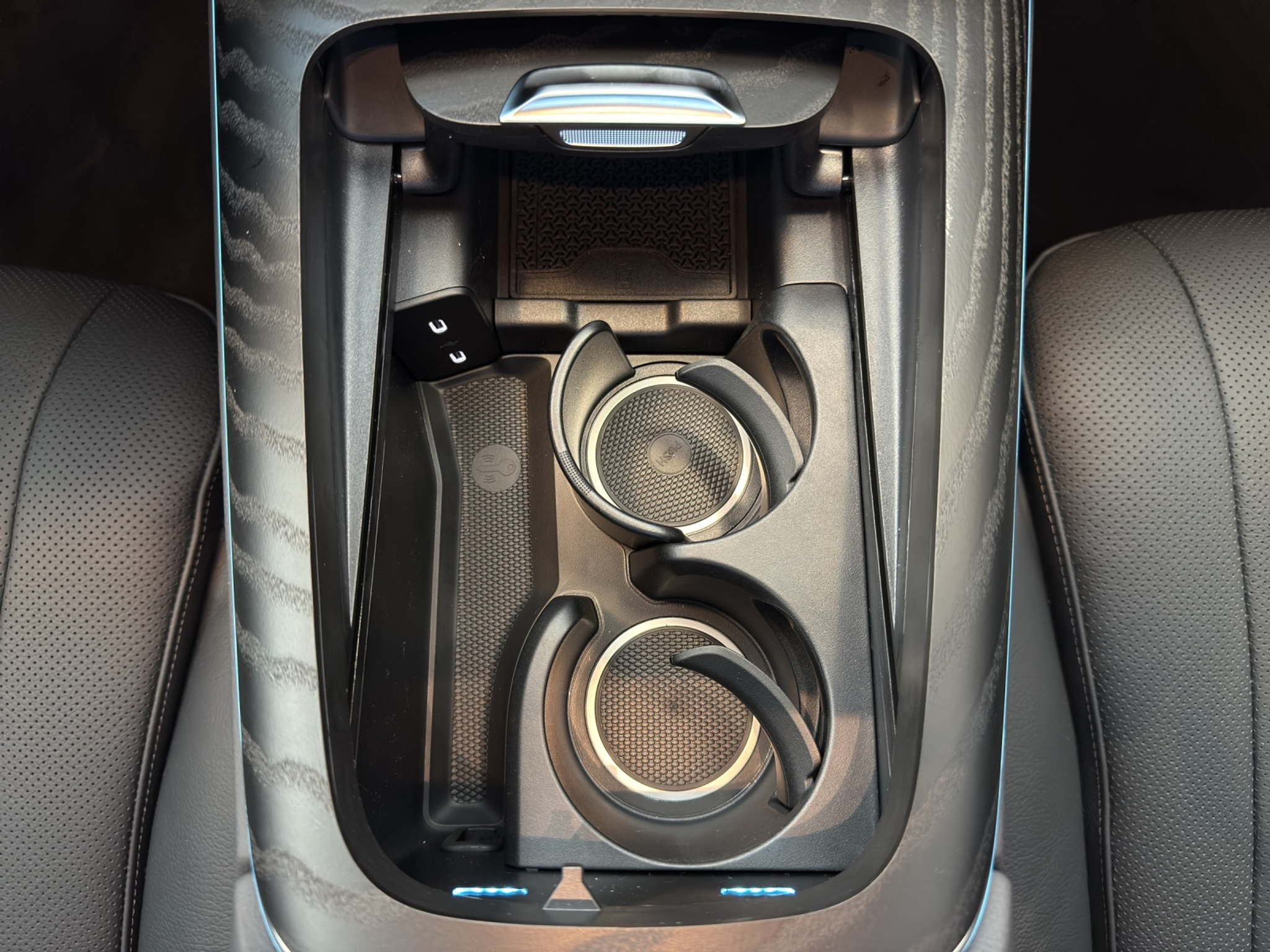 listing desktop thumbnail image 14