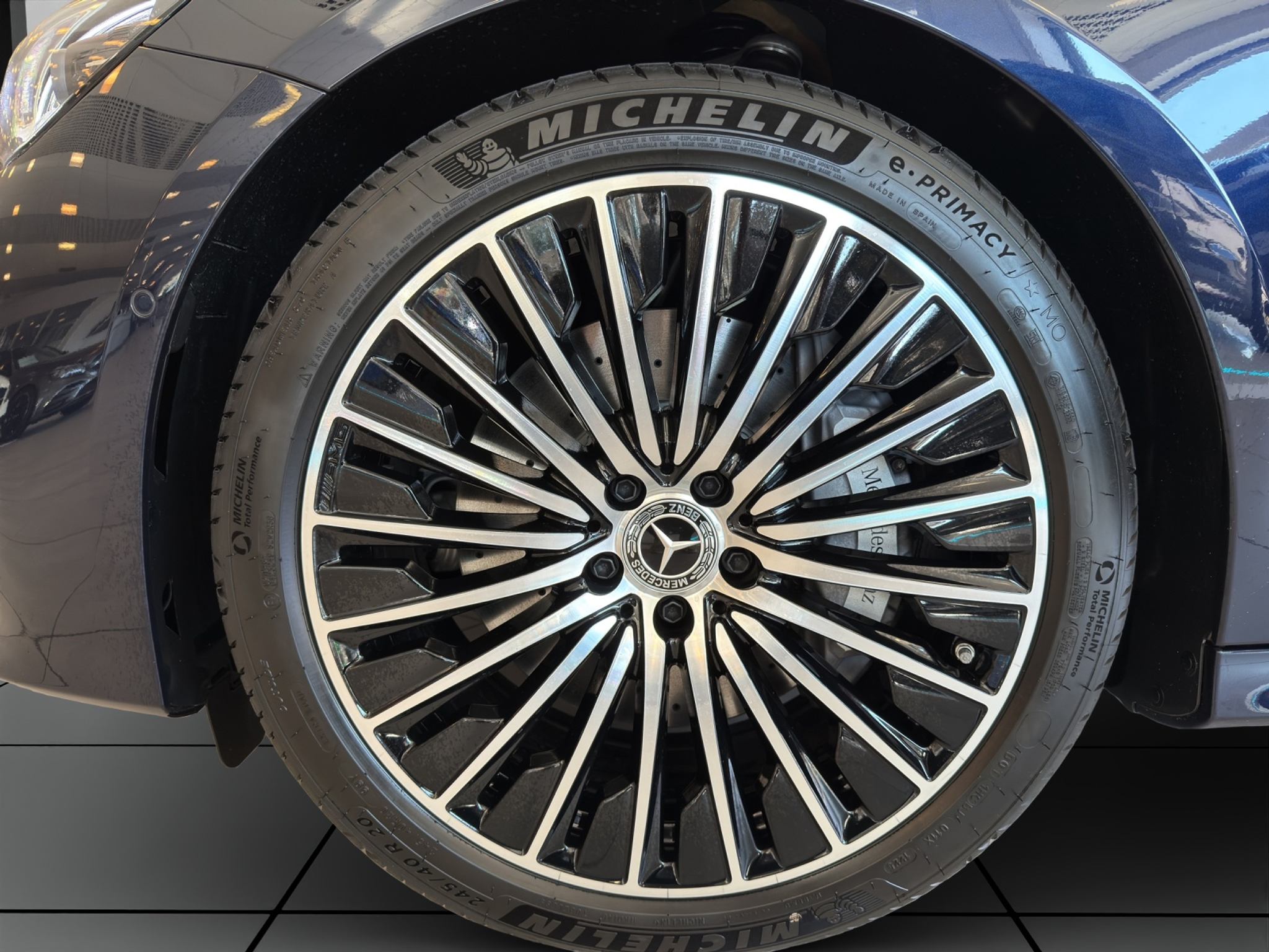 listing desktop thumbnail image 6