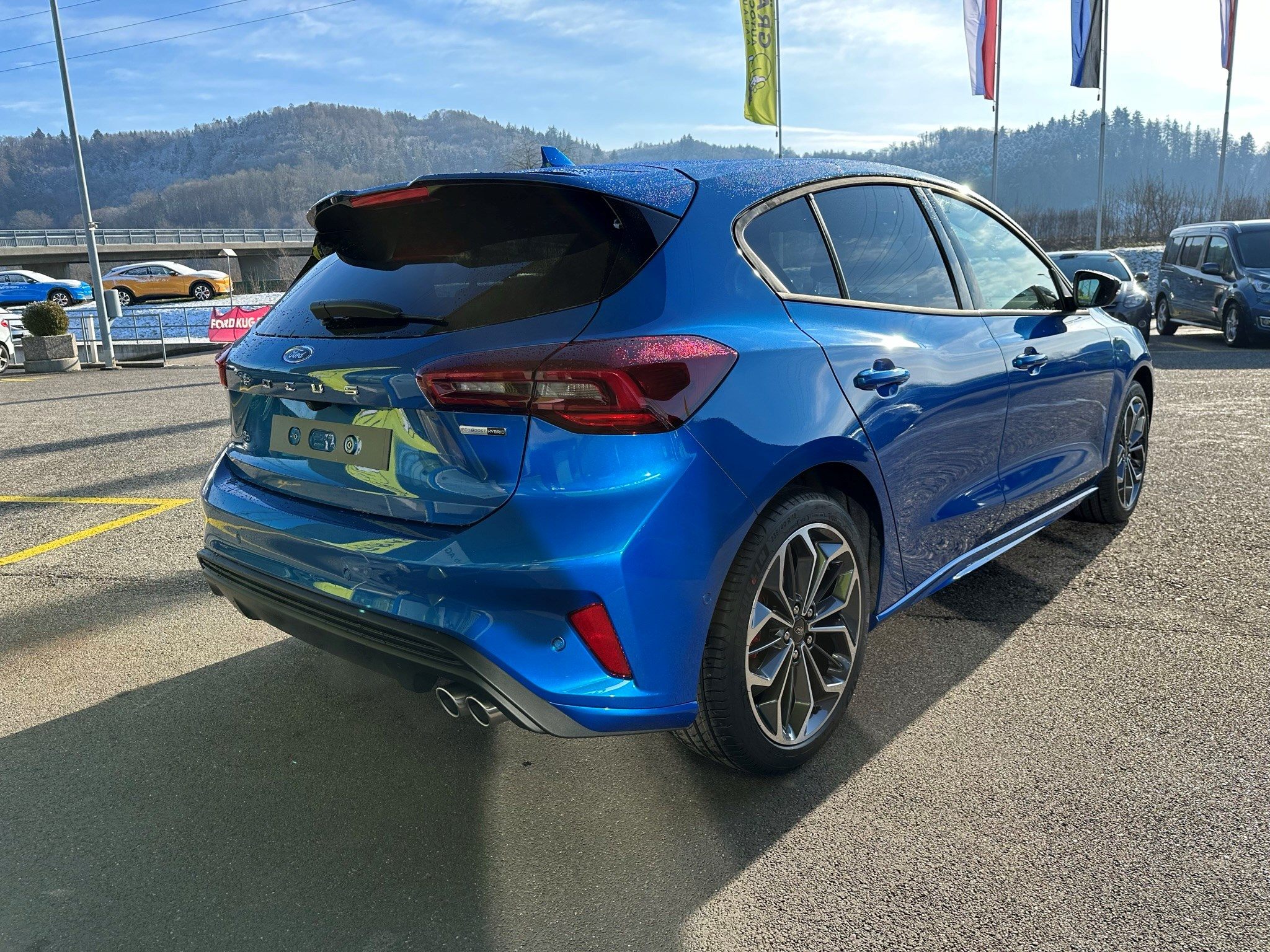 listing desktop thumbnail image 5