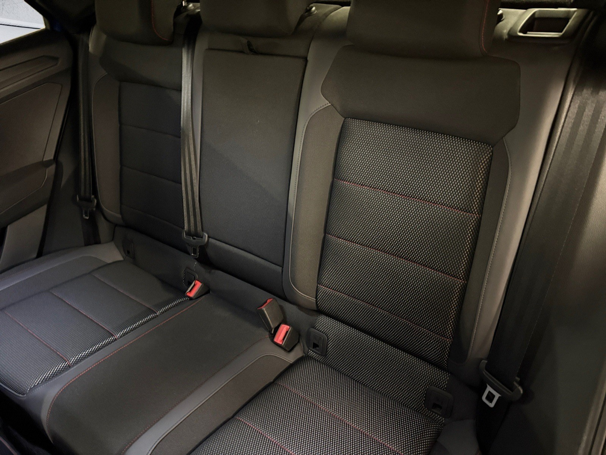 listing desktop thumbnail image 14