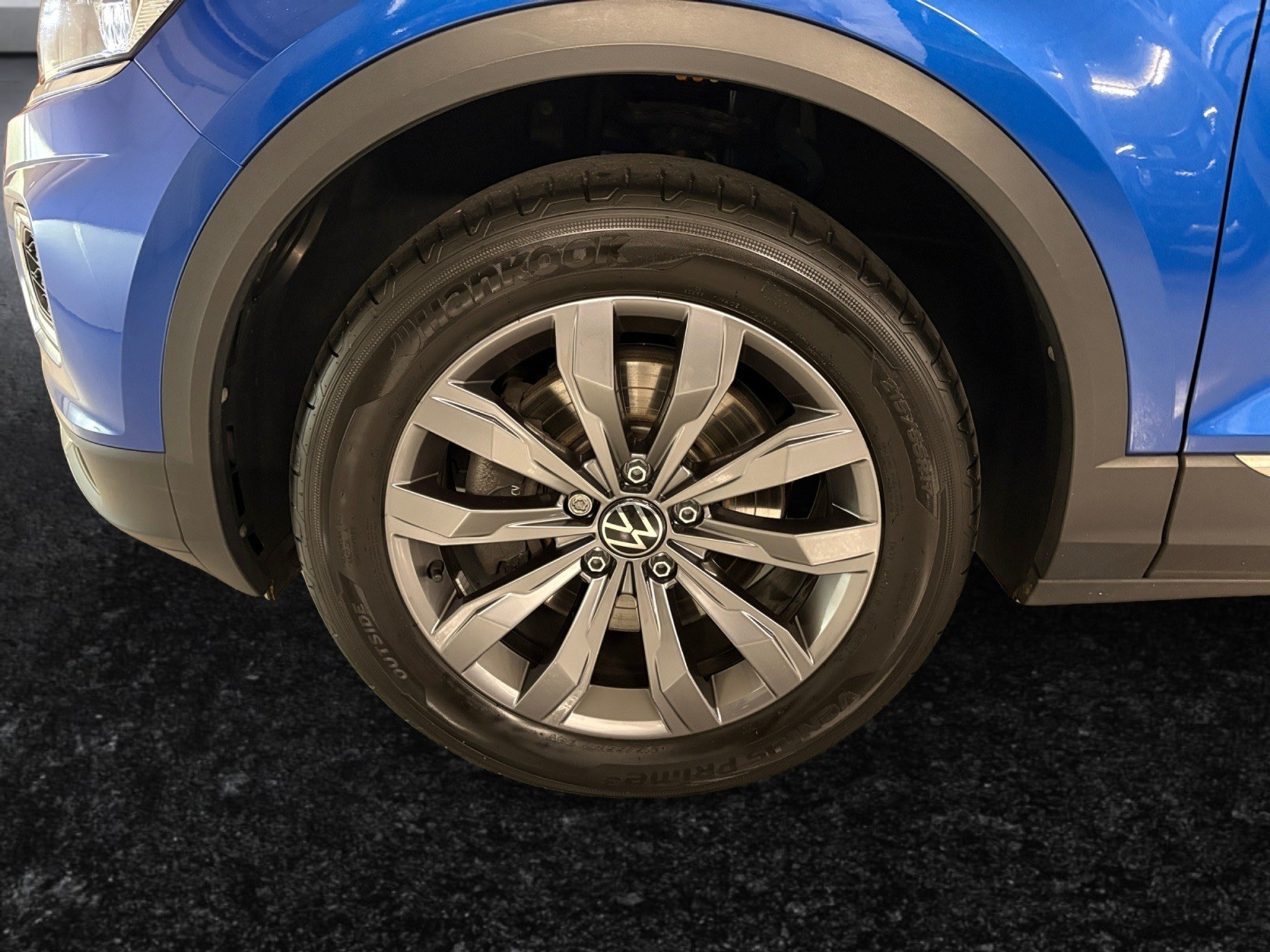 listing desktop thumbnail image 15