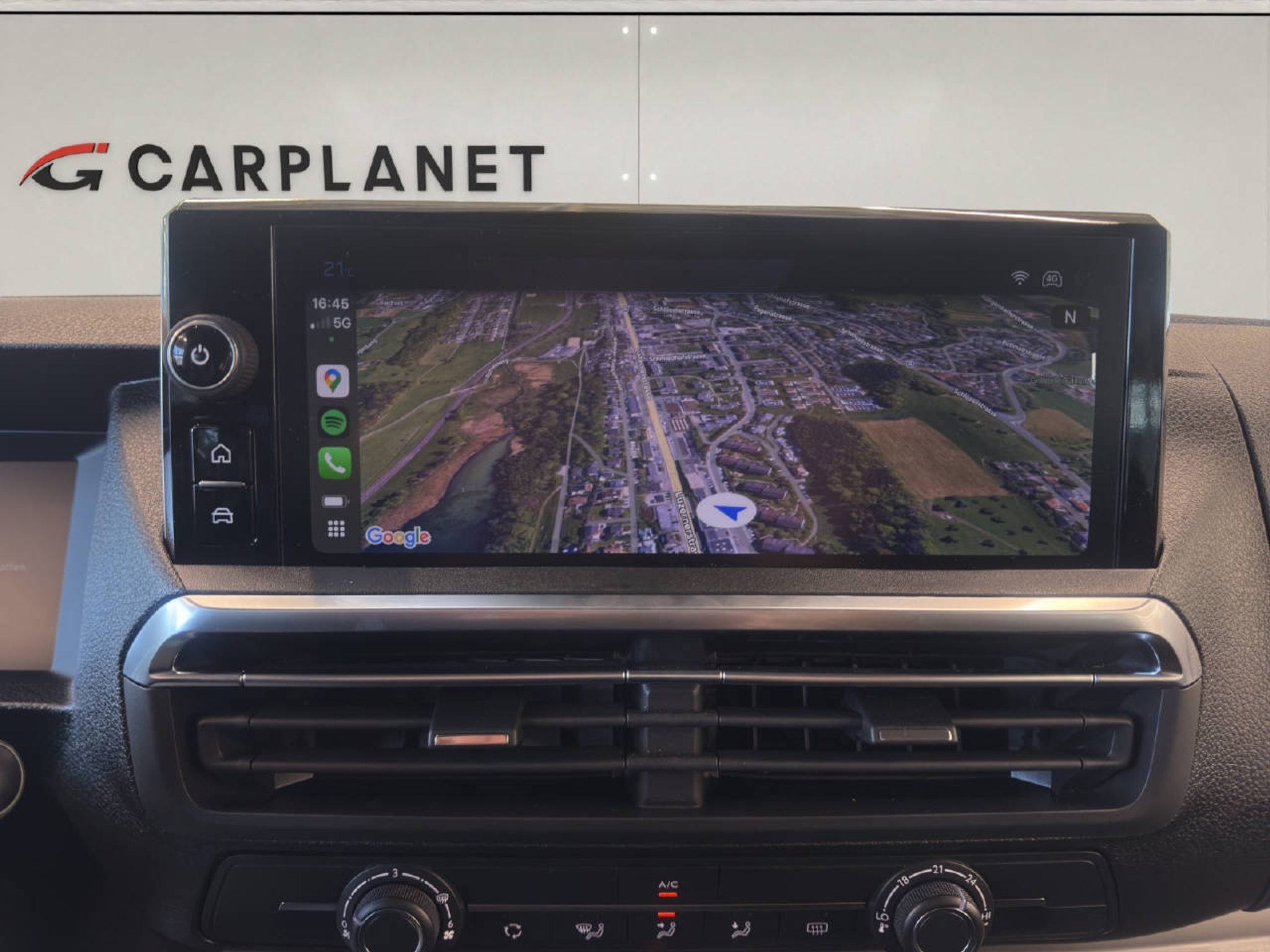 listing desktop thumbnail image 13