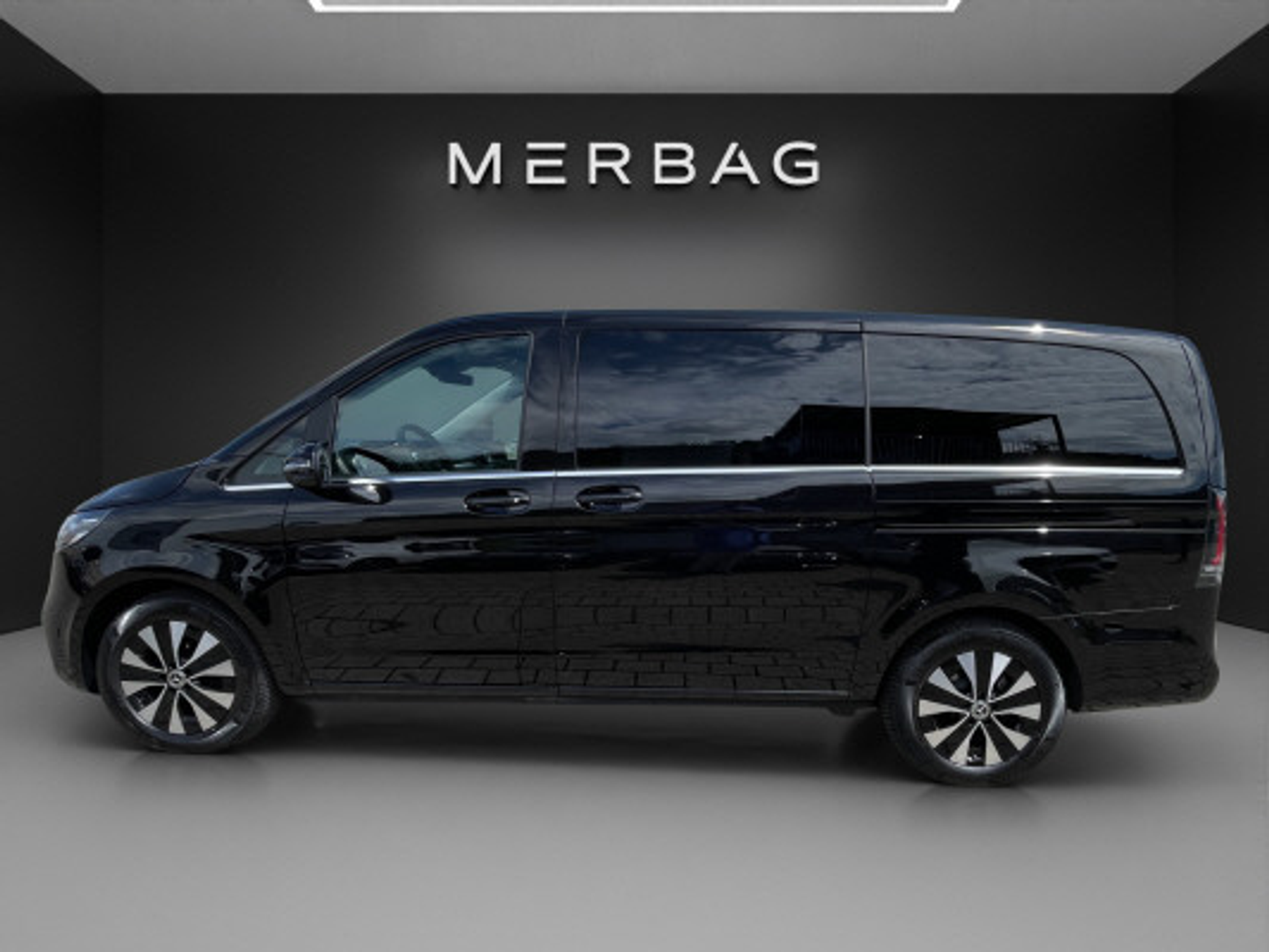 listing desktop thumbnail image 2