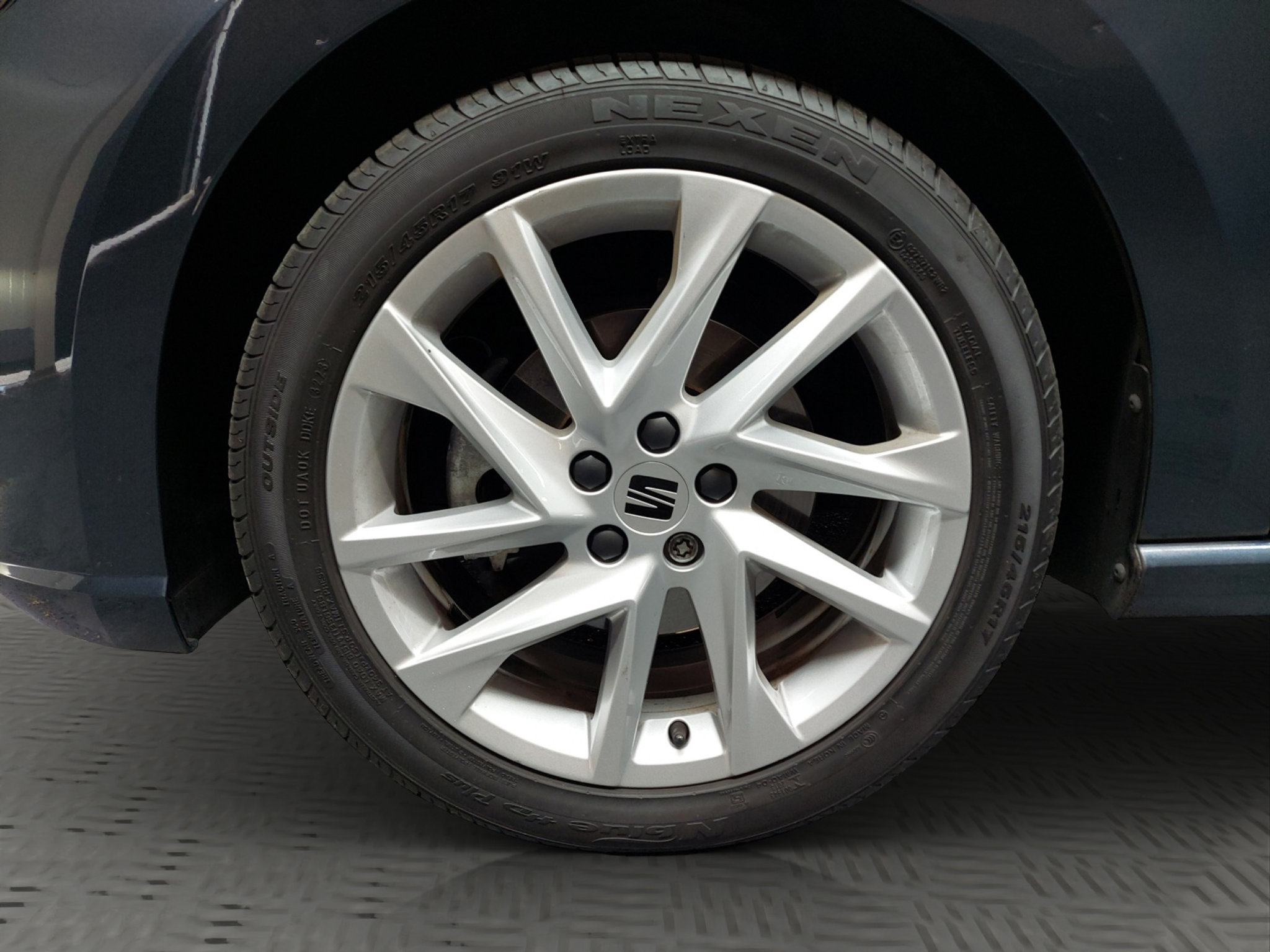 listing desktop thumbnail image 11