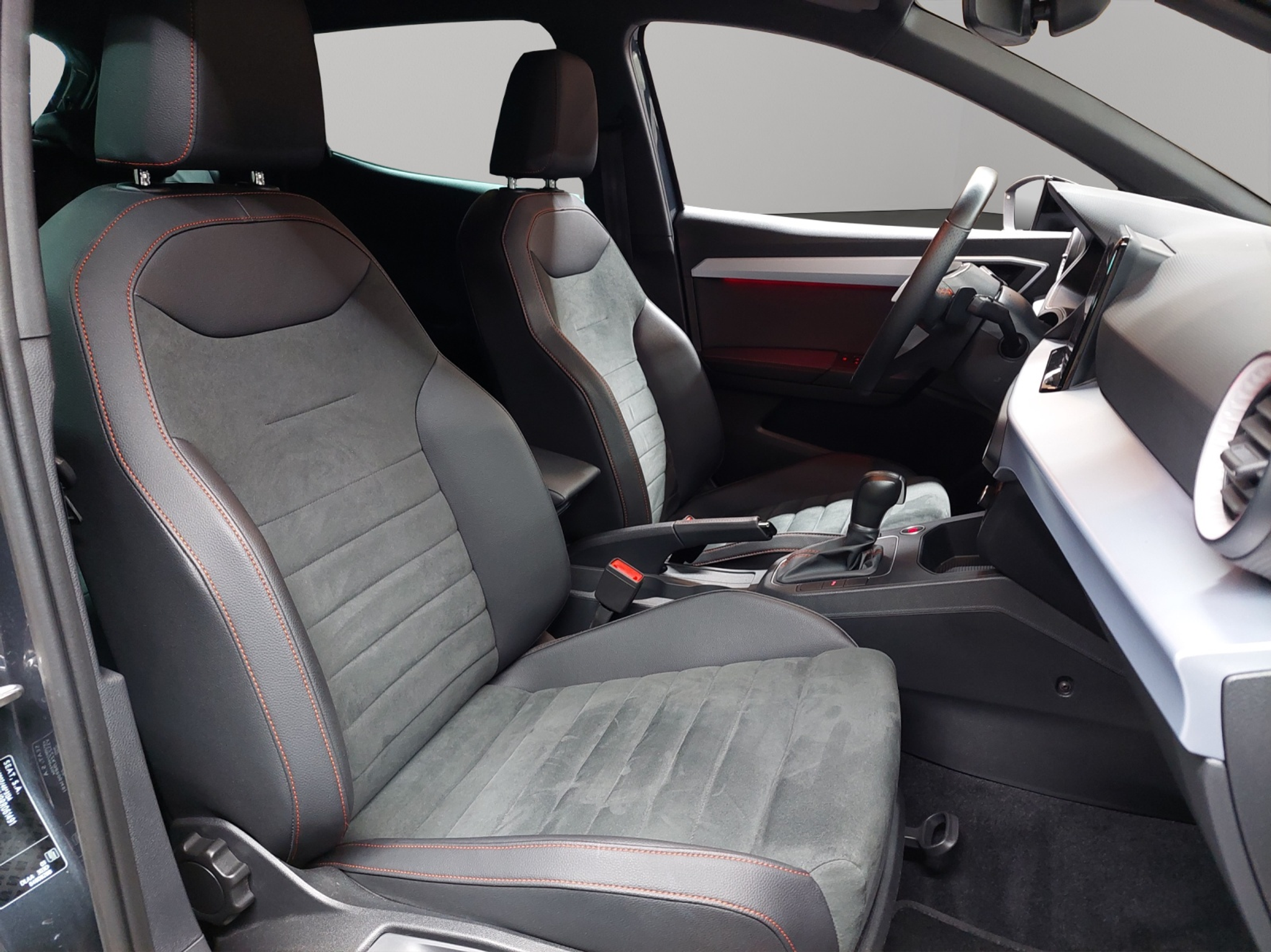 listing desktop thumbnail image 8