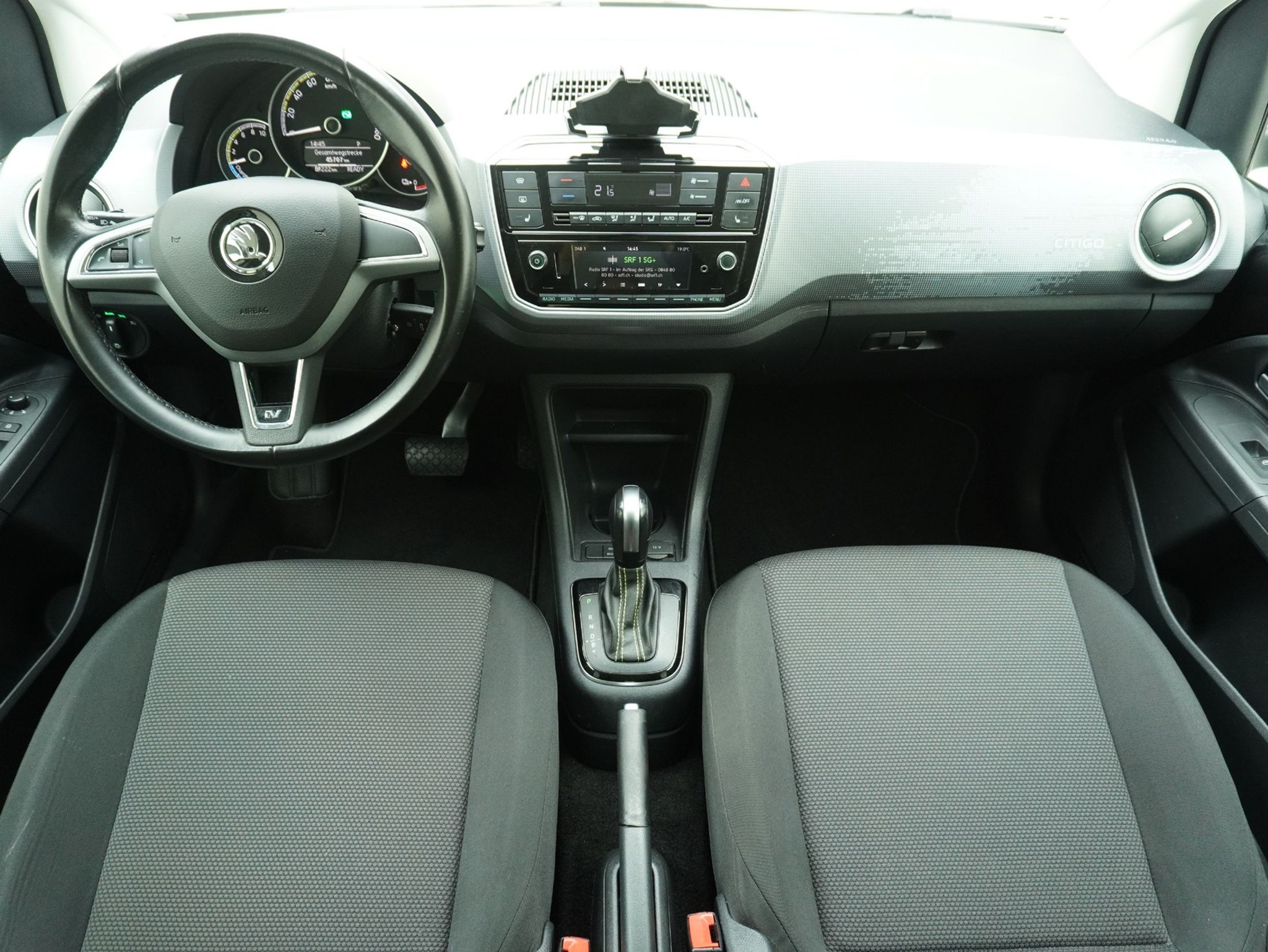 listing desktop thumbnail image 12