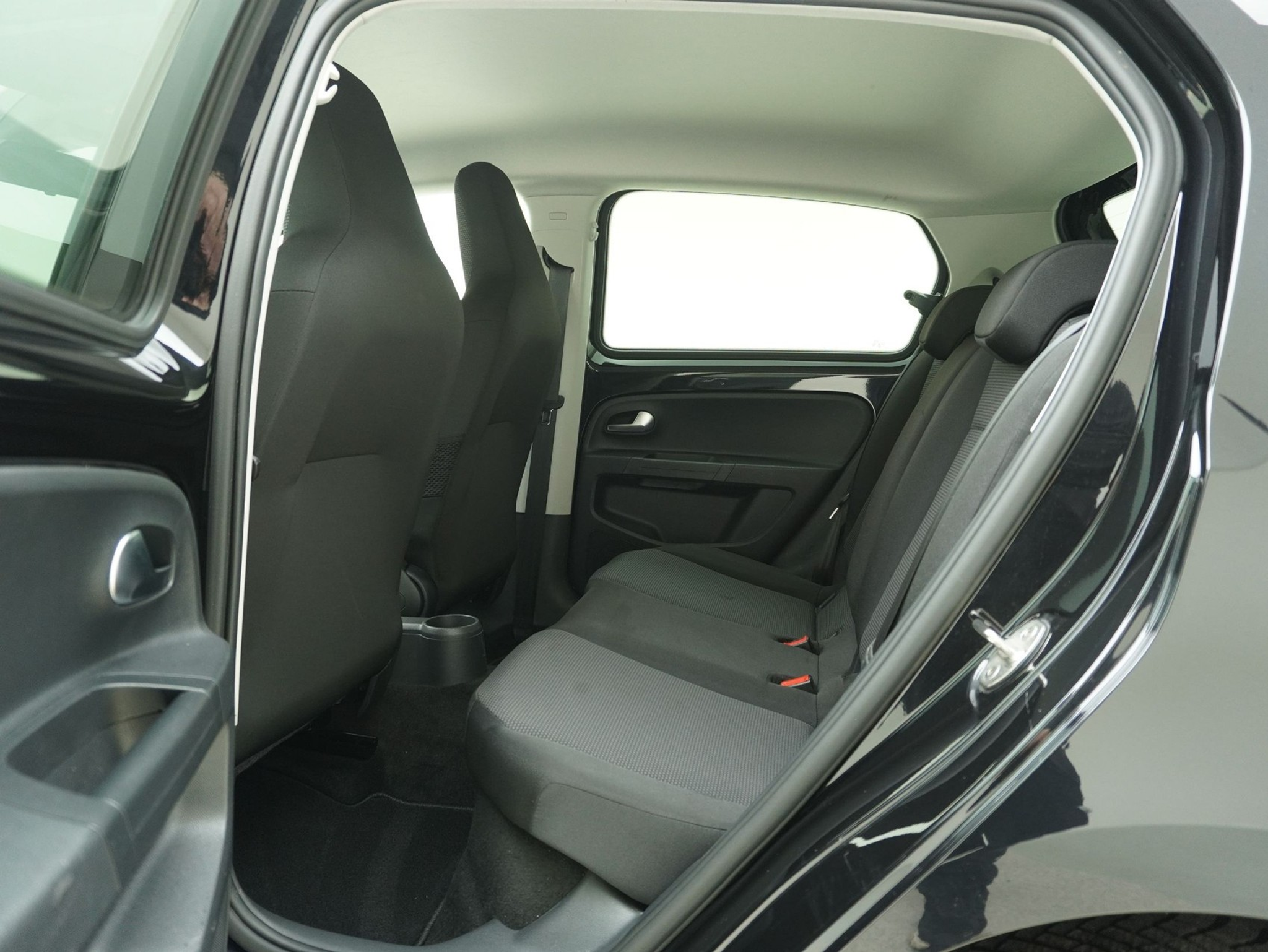 listing desktop thumbnail image 10