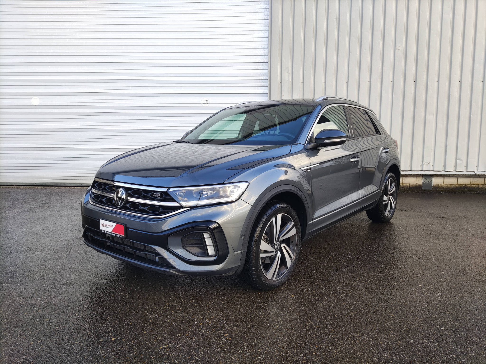 listing desktop thumbnail image 1