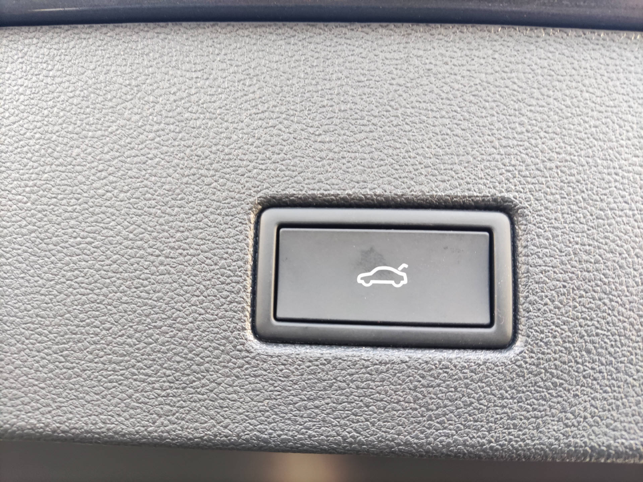 listing desktop thumbnail image 14