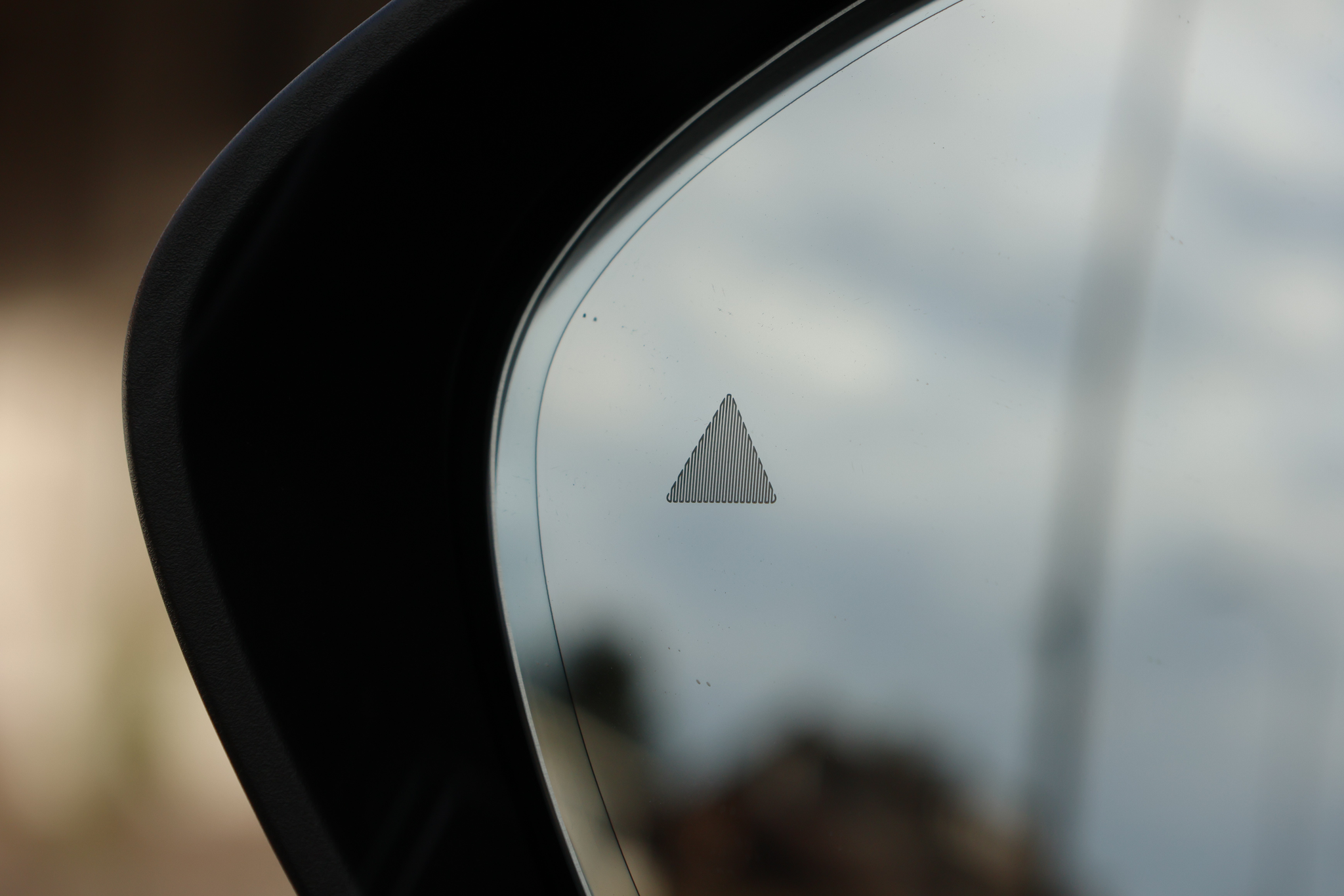 listing desktop thumbnail image 19