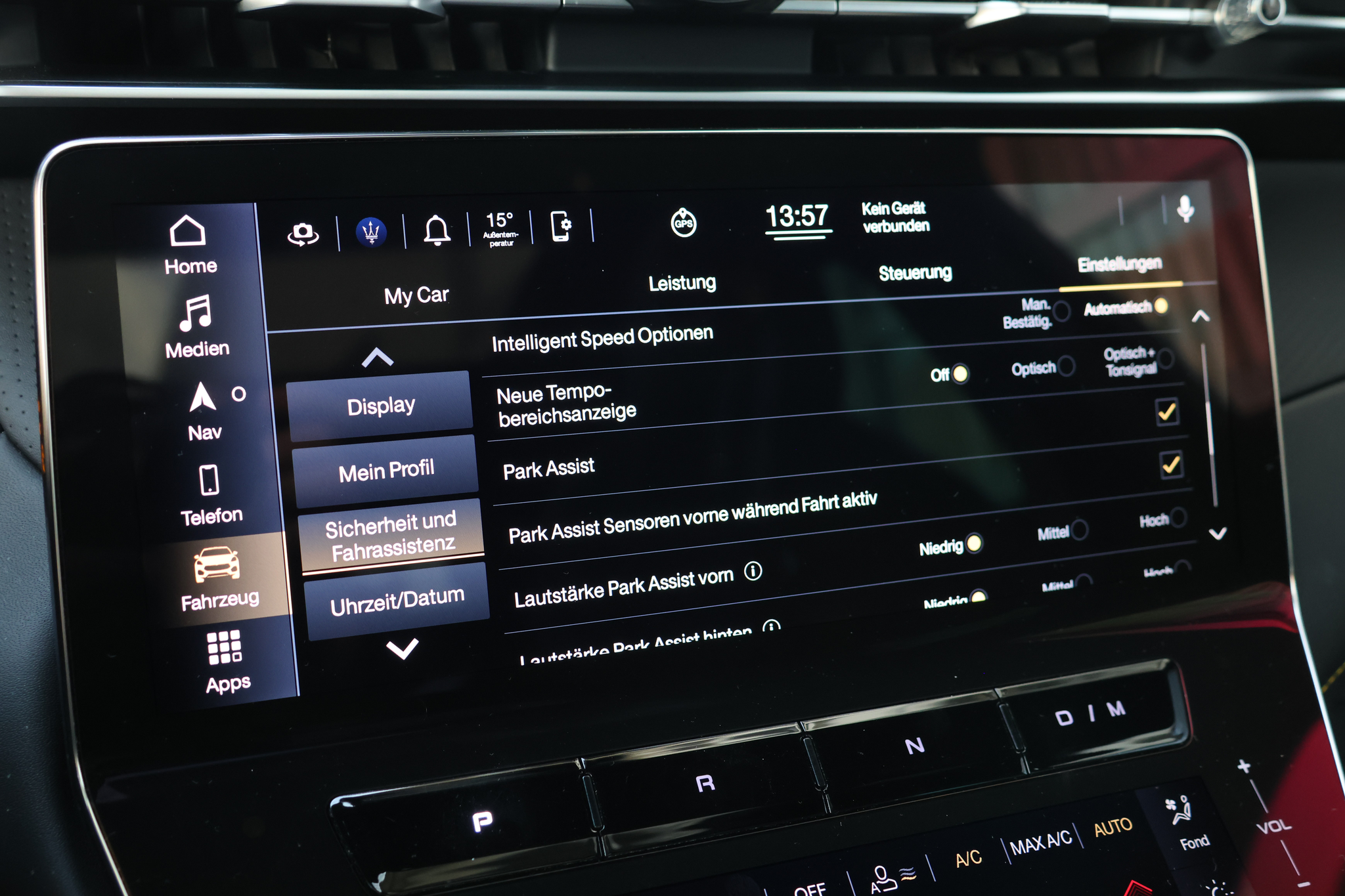 listing desktop thumbnail image 24