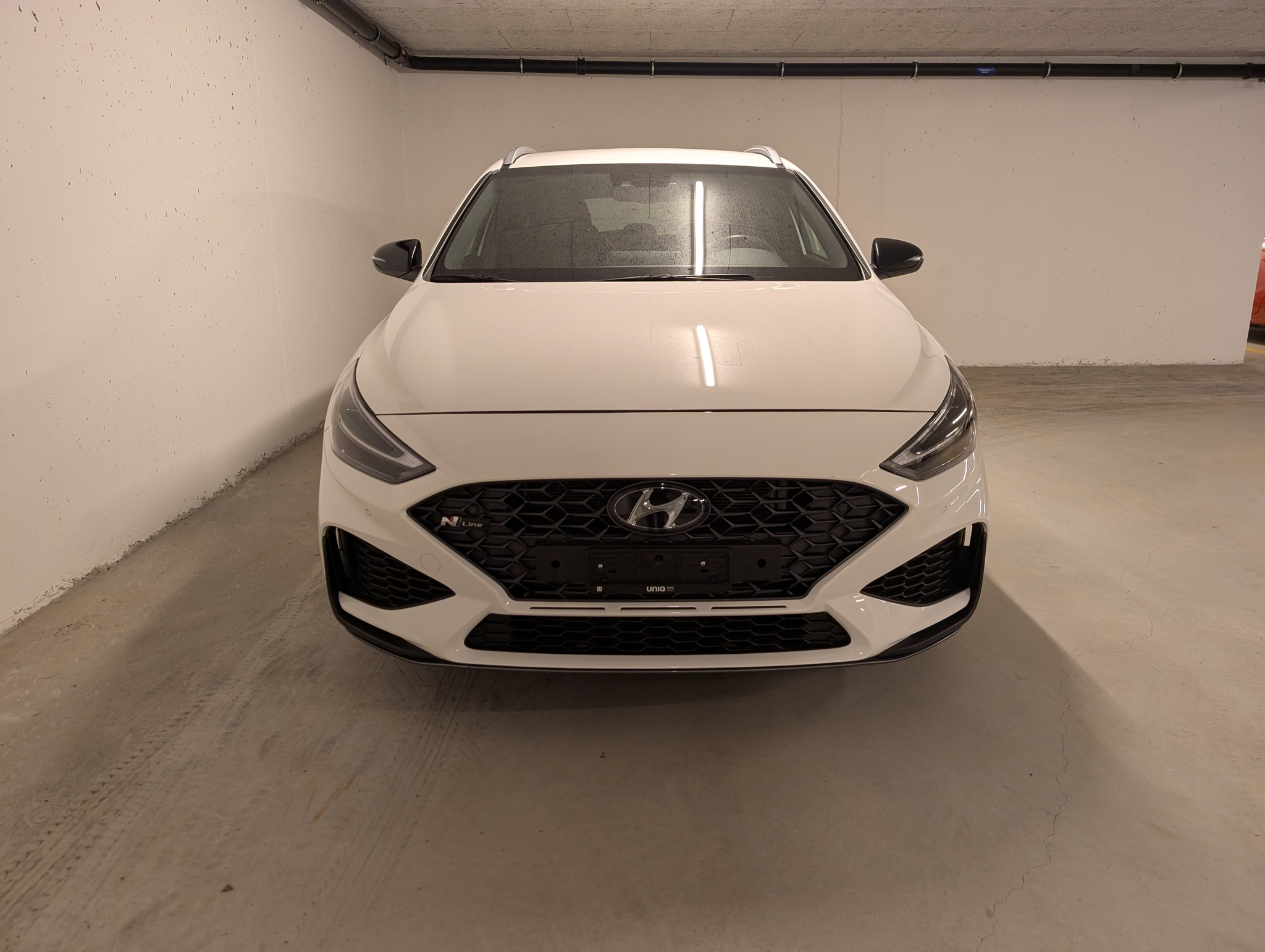 listing desktop thumbnail image 1