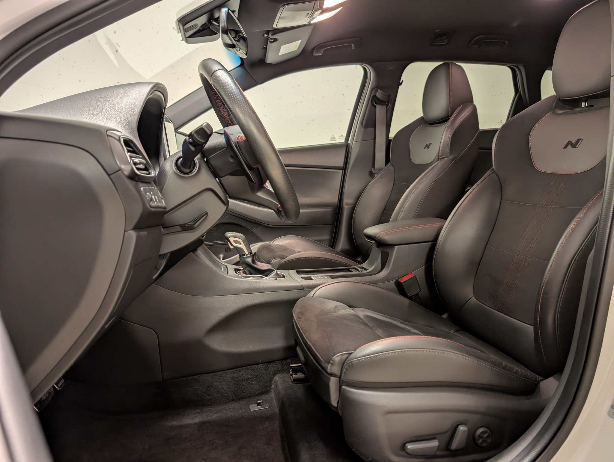 listing desktop thumbnail image 9