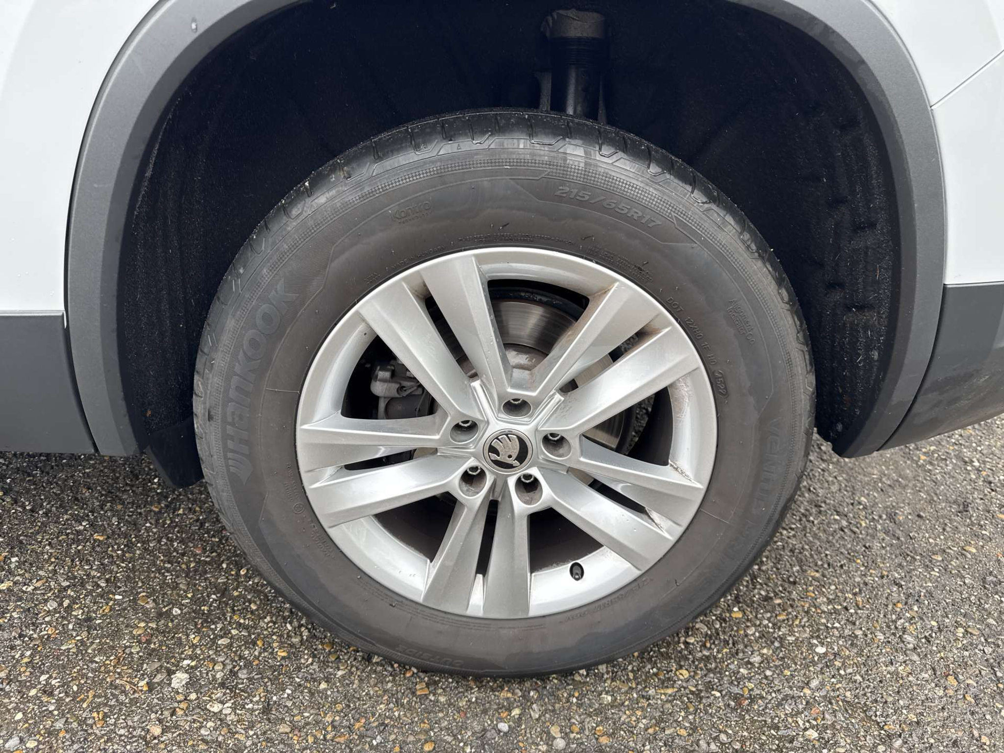 listing desktop thumbnail image 9