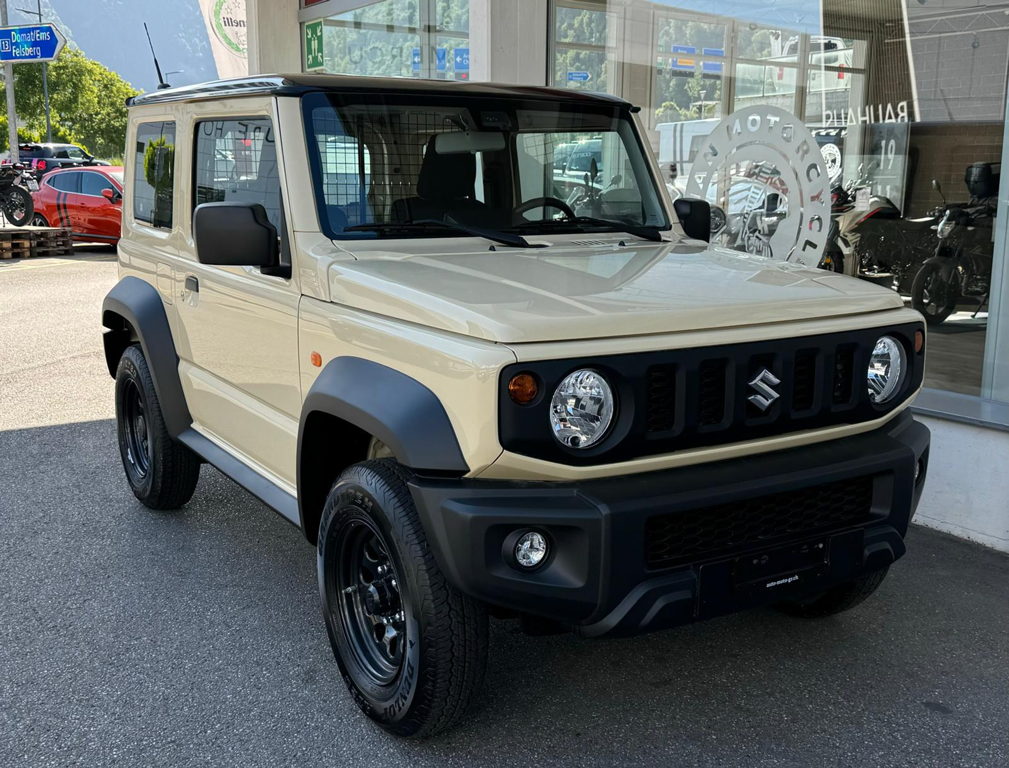 car-image-0