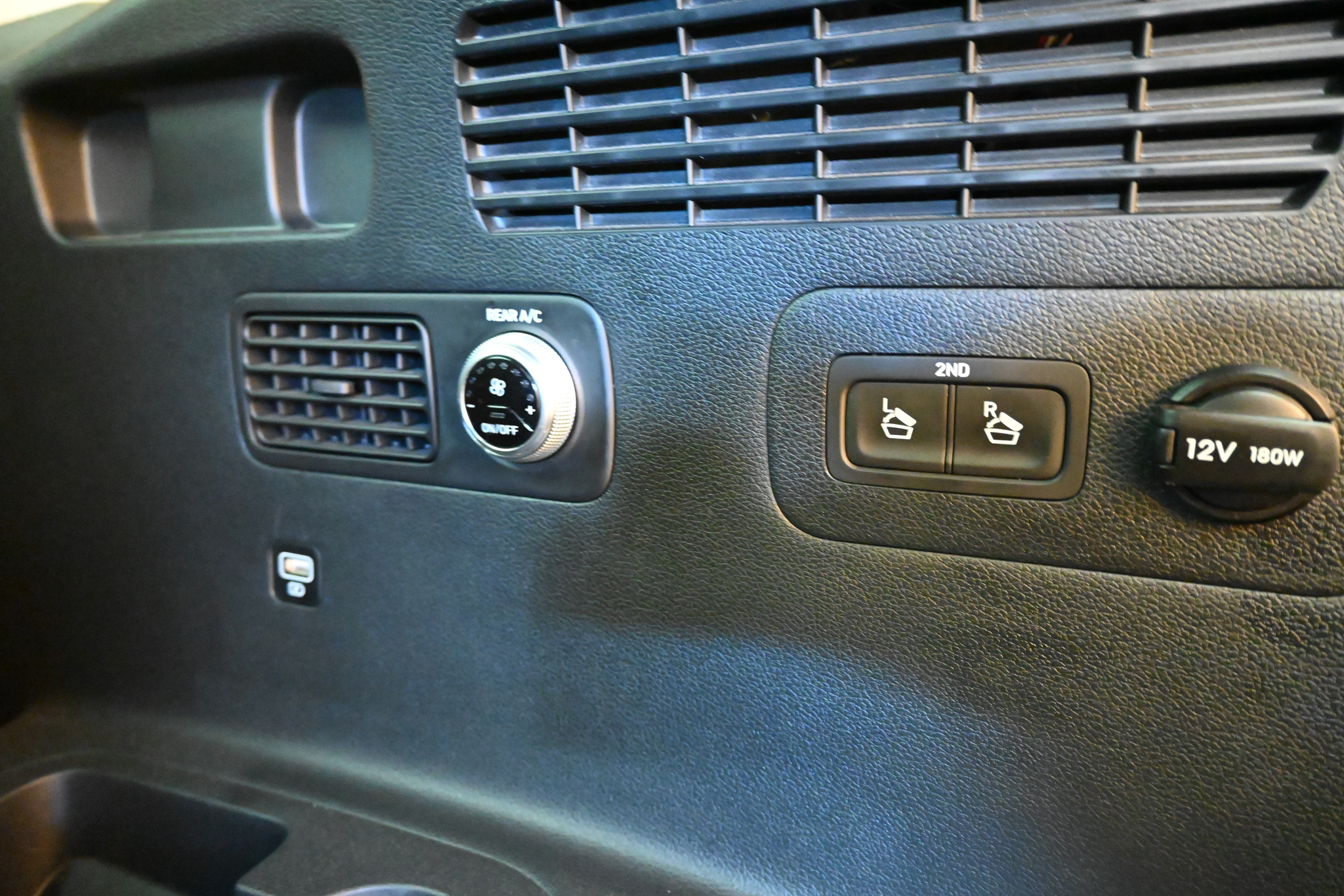 listing desktop thumbnail image 21