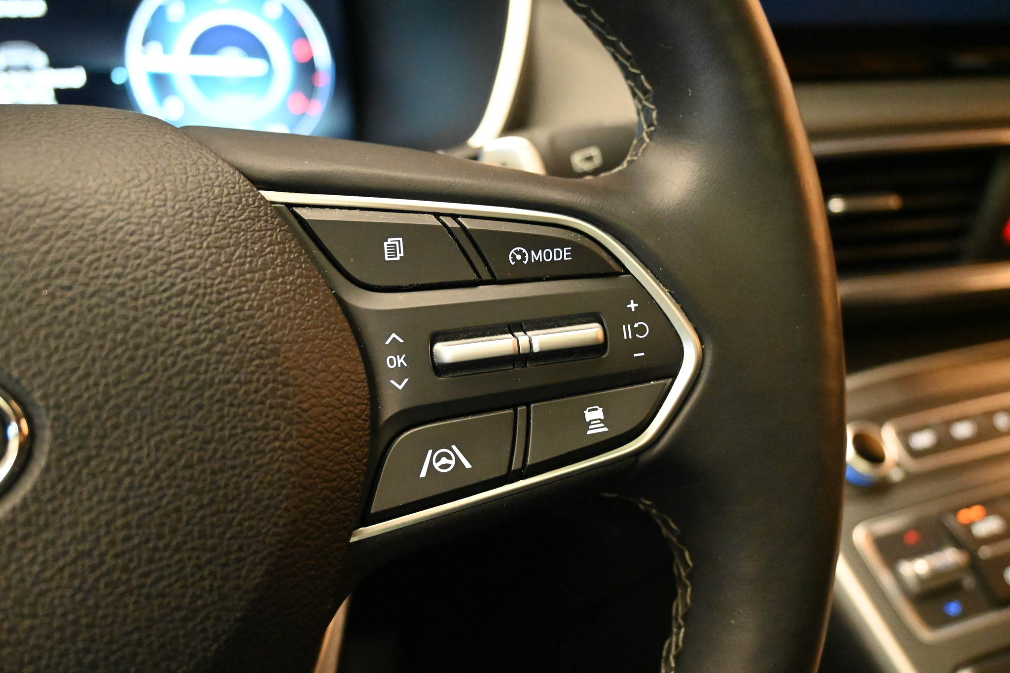 listing desktop thumbnail image 16