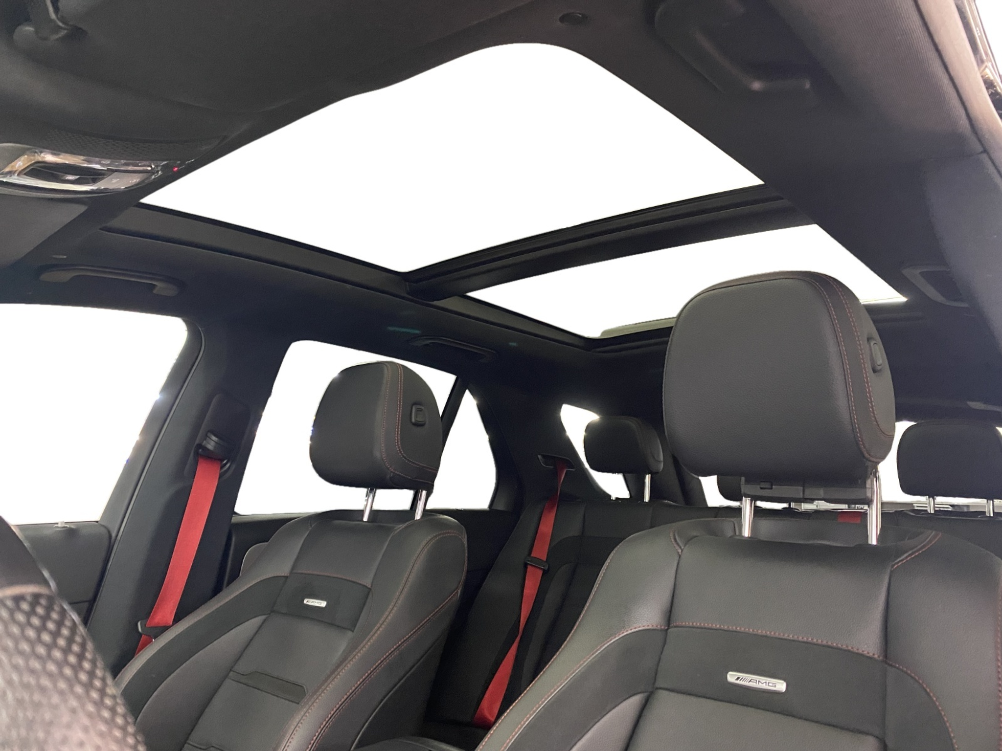 listing desktop thumbnail image 11