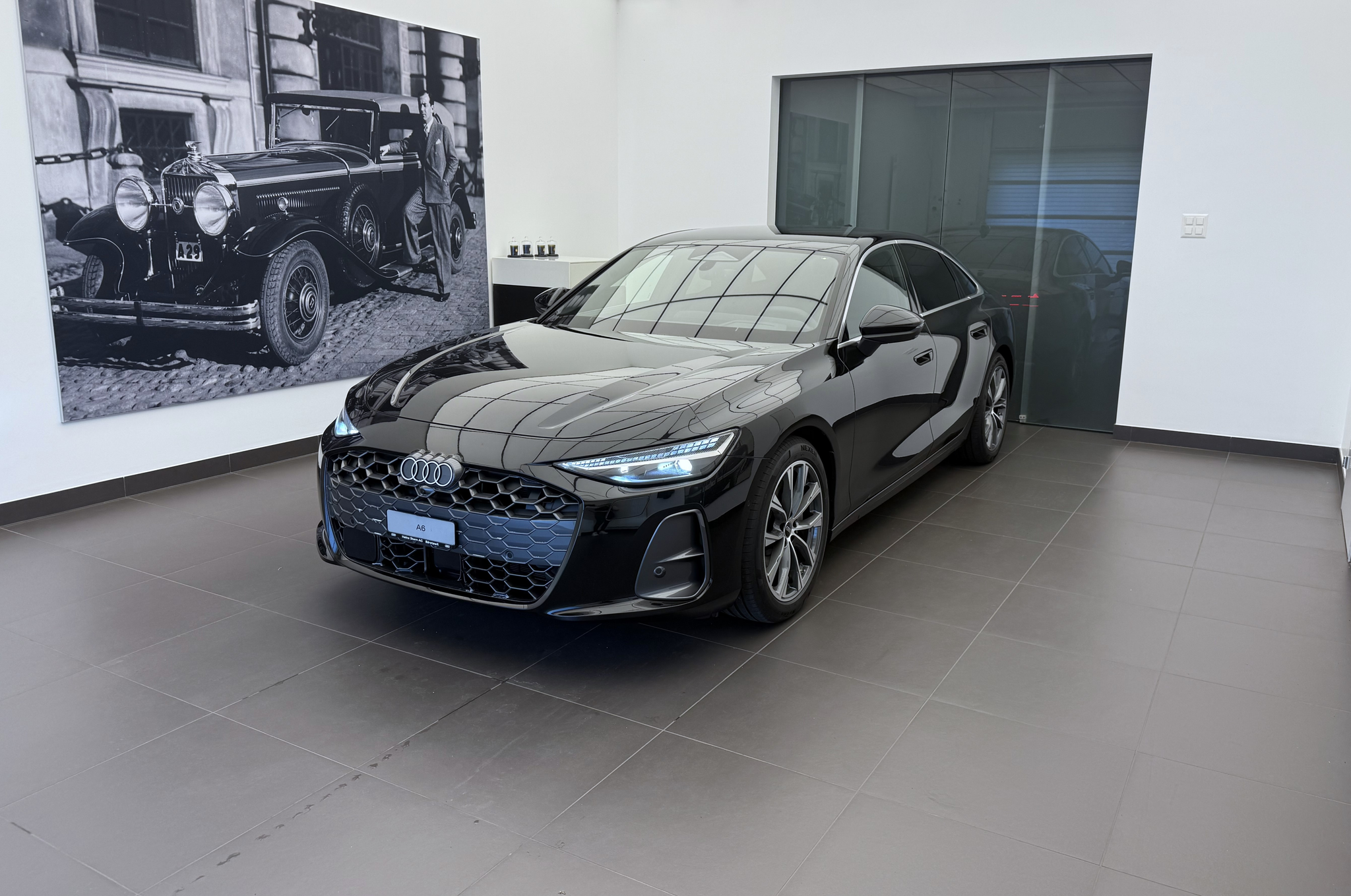 car-image-0