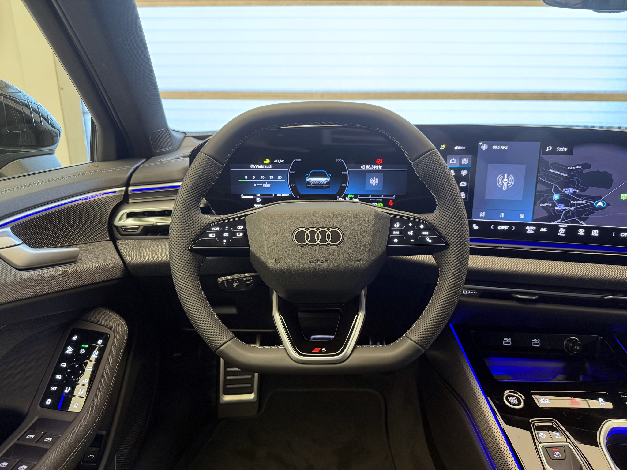 listing desktop thumbnail image 7