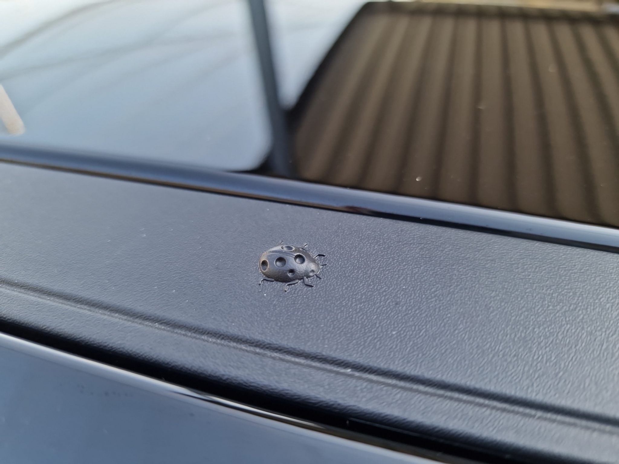 listing desktop thumbnail image 21