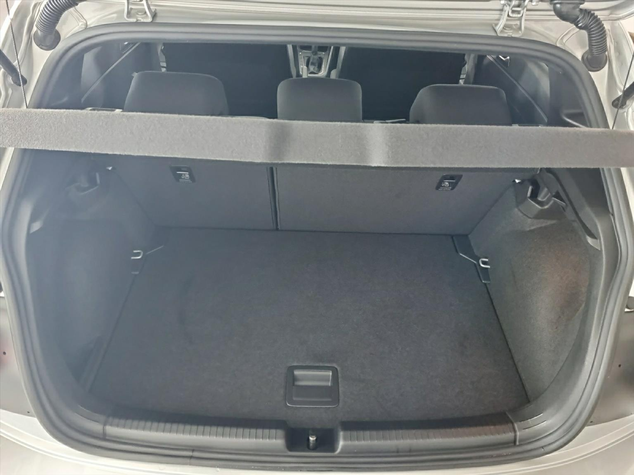 listing desktop thumbnail image 13