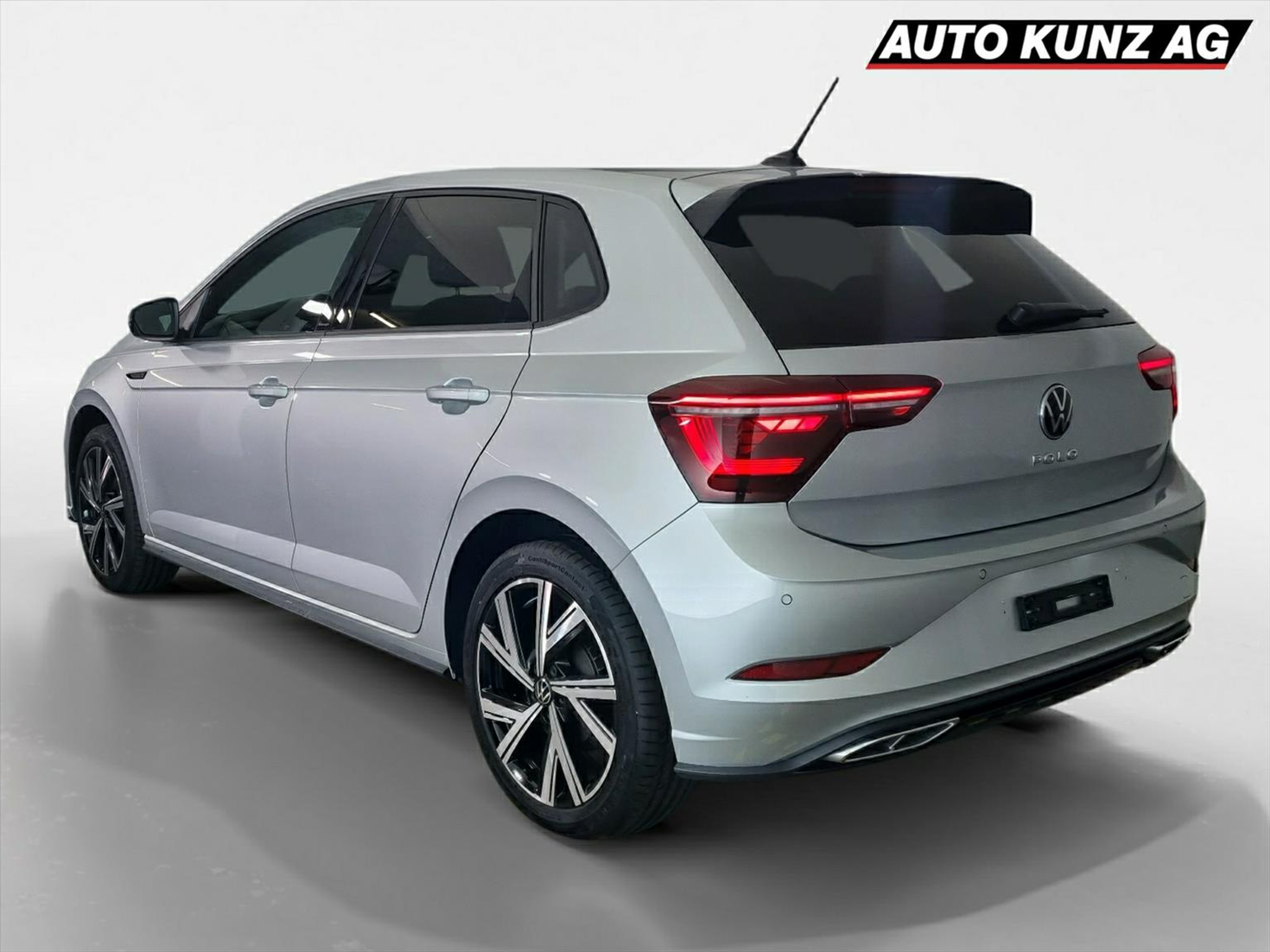 listing desktop thumbnail image 1