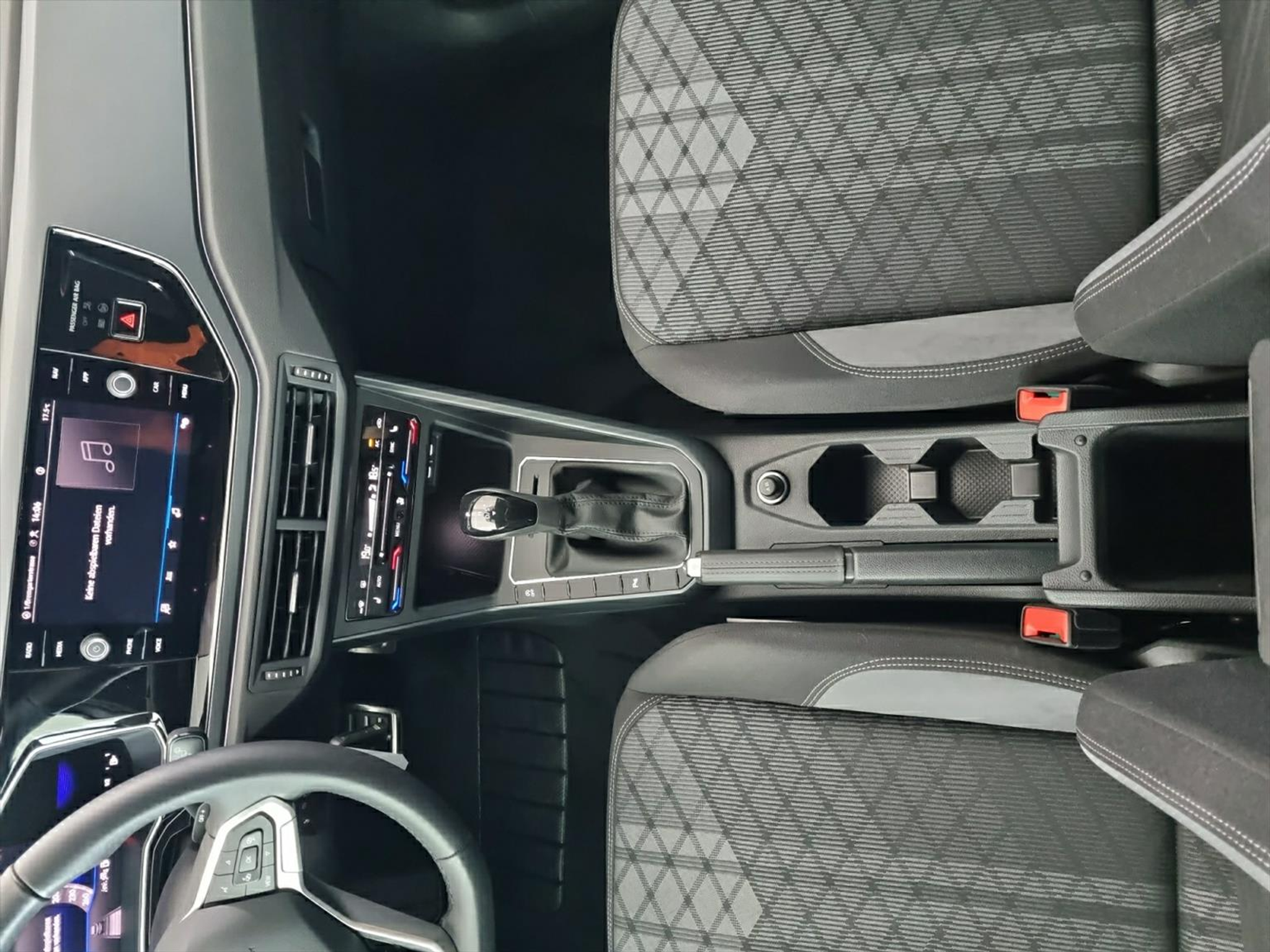 listing desktop thumbnail image 8